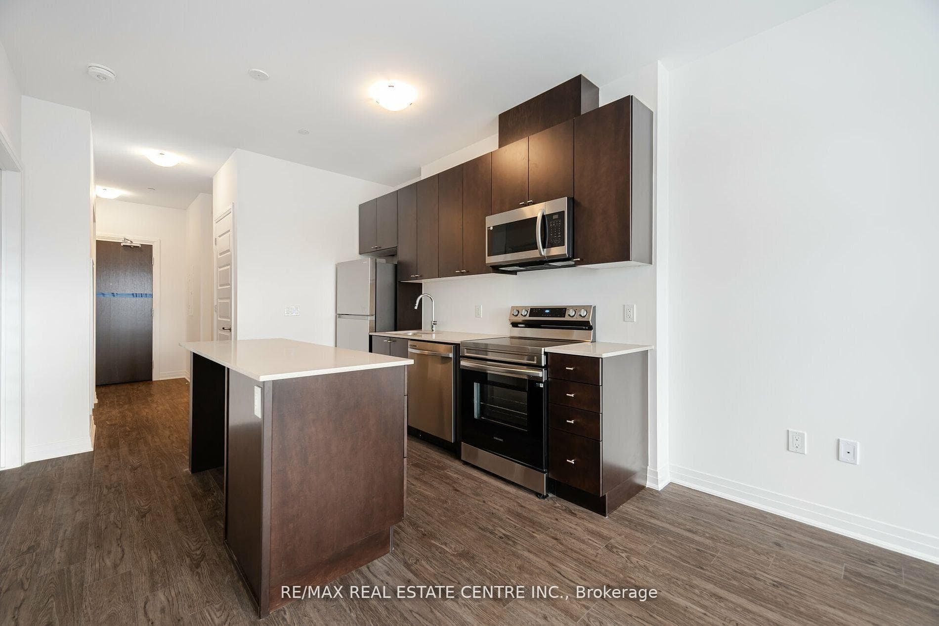 490 Gordon Krantz Avenue Unit 107 photo 6