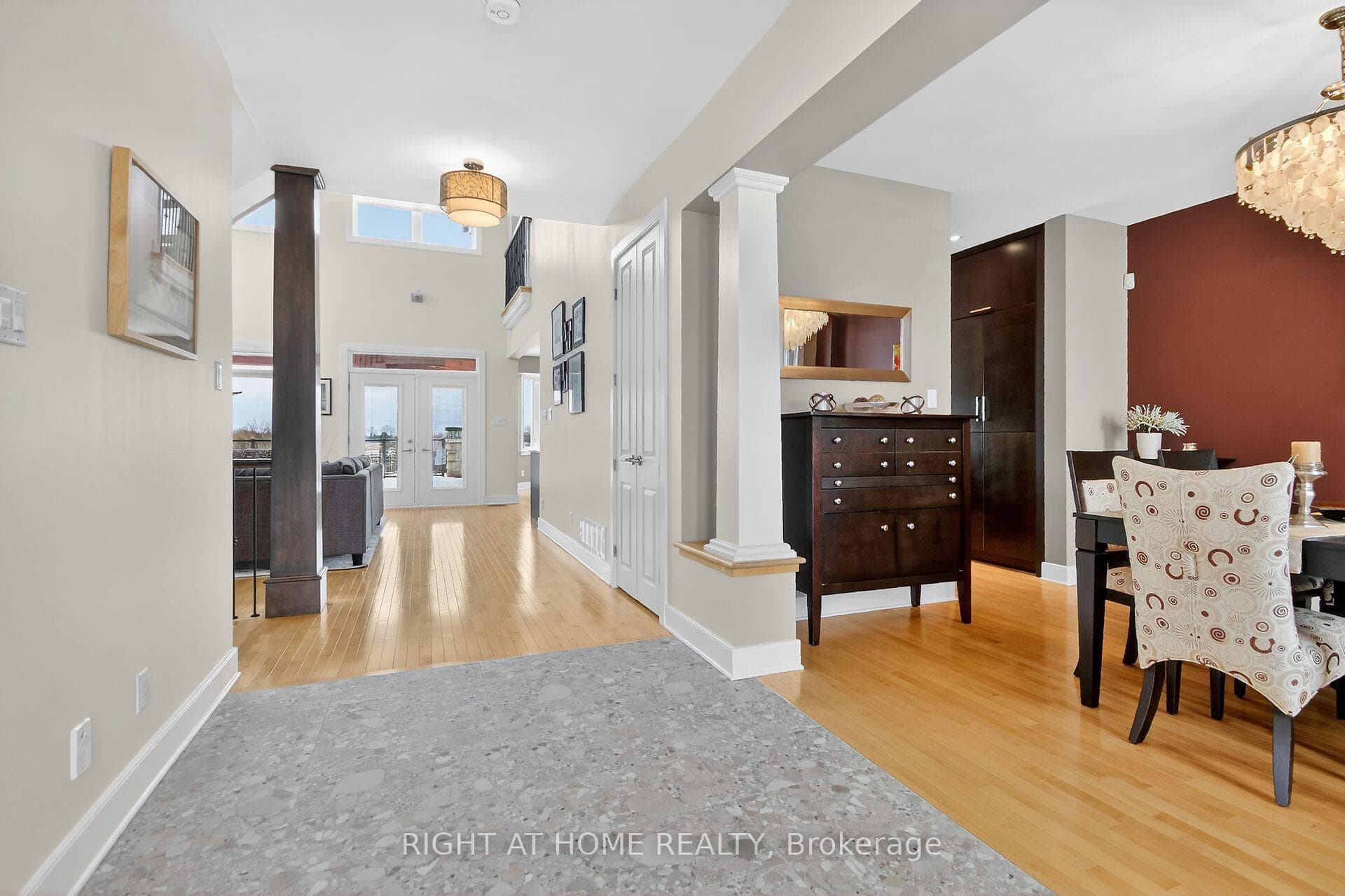 105 Ravenview Way photo 4