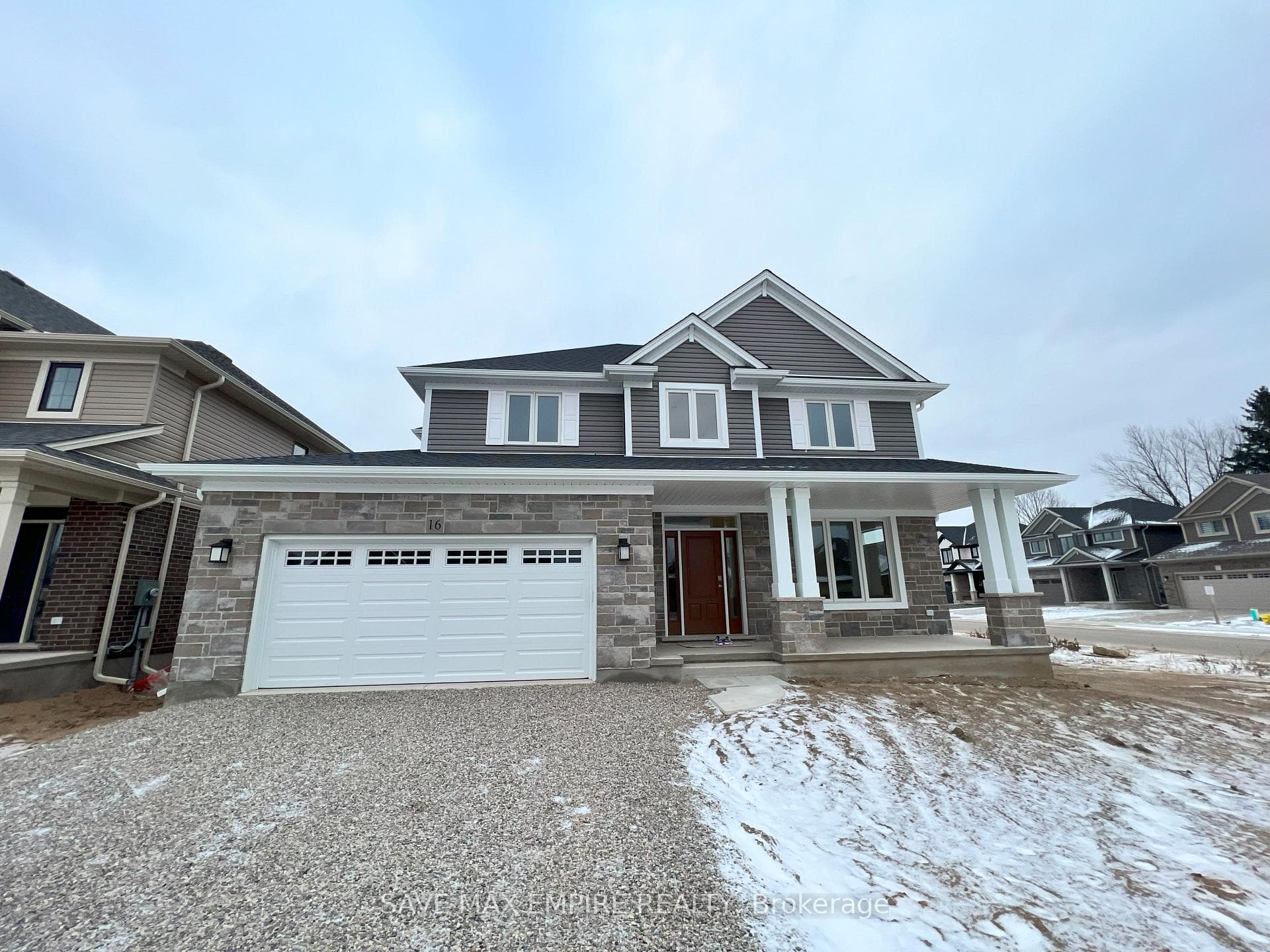 16 Keba Crescent photo 1