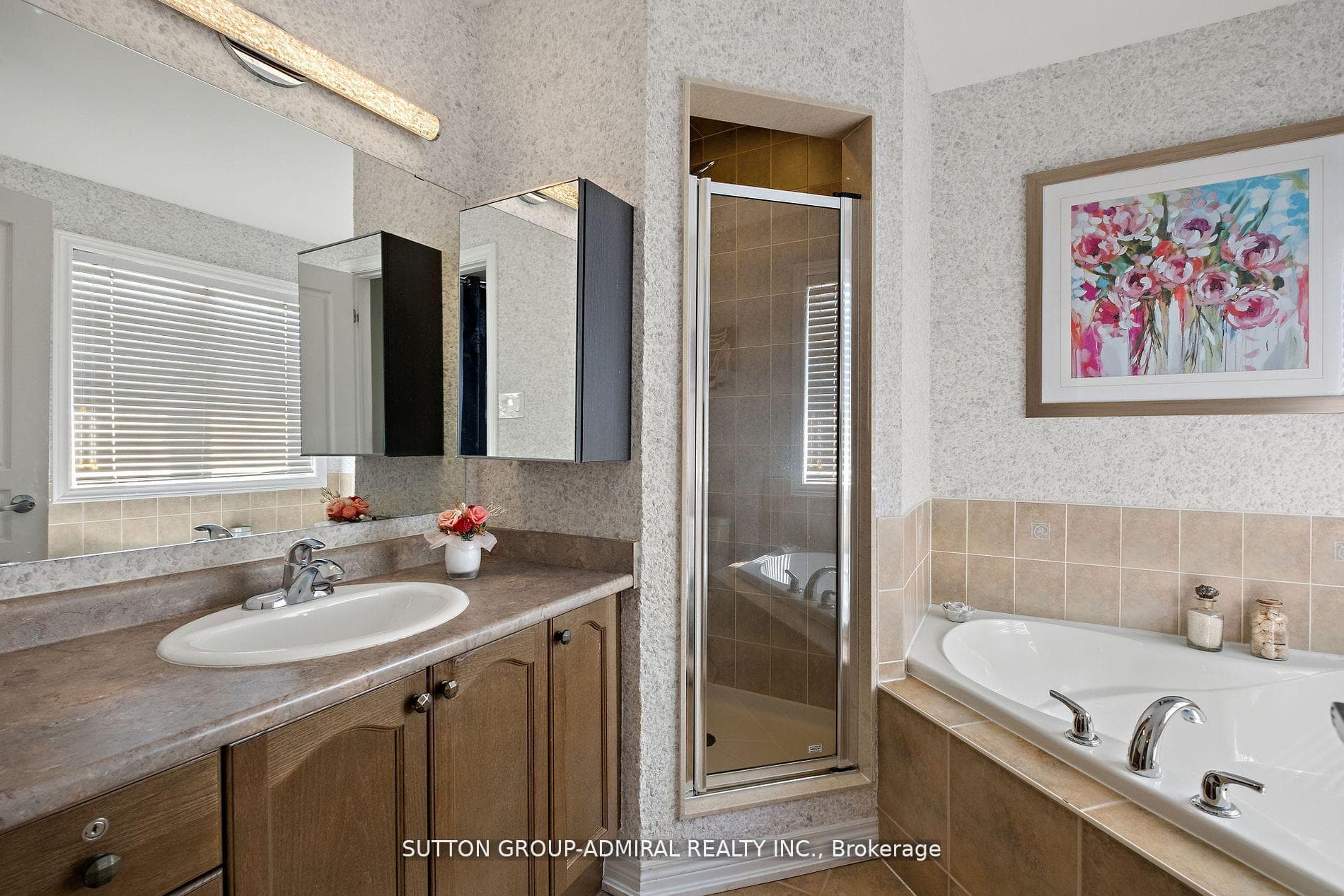 11 Thistle Avenue photo 32