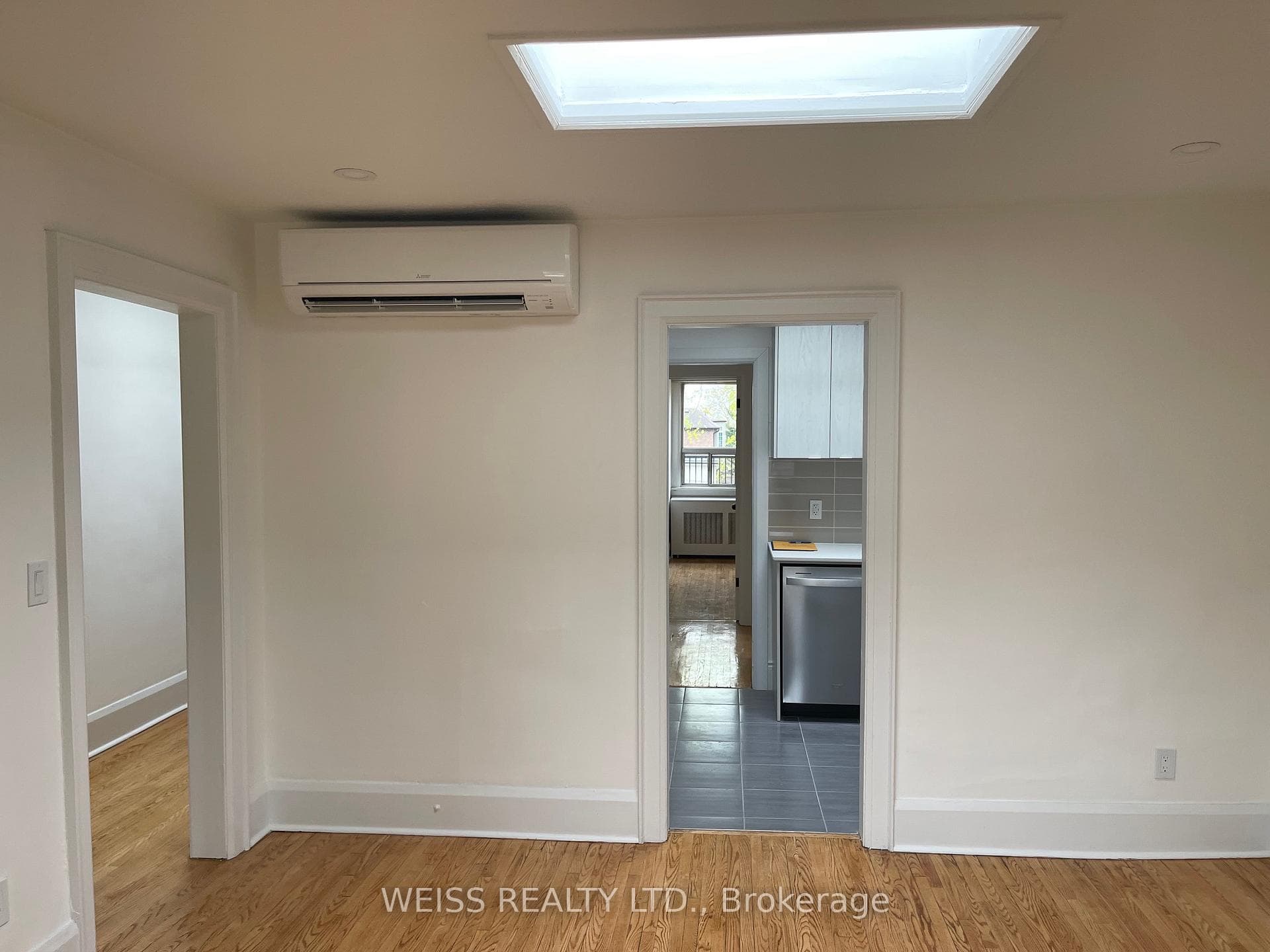 509 Eglinton Avenue Unit 2 photo 6