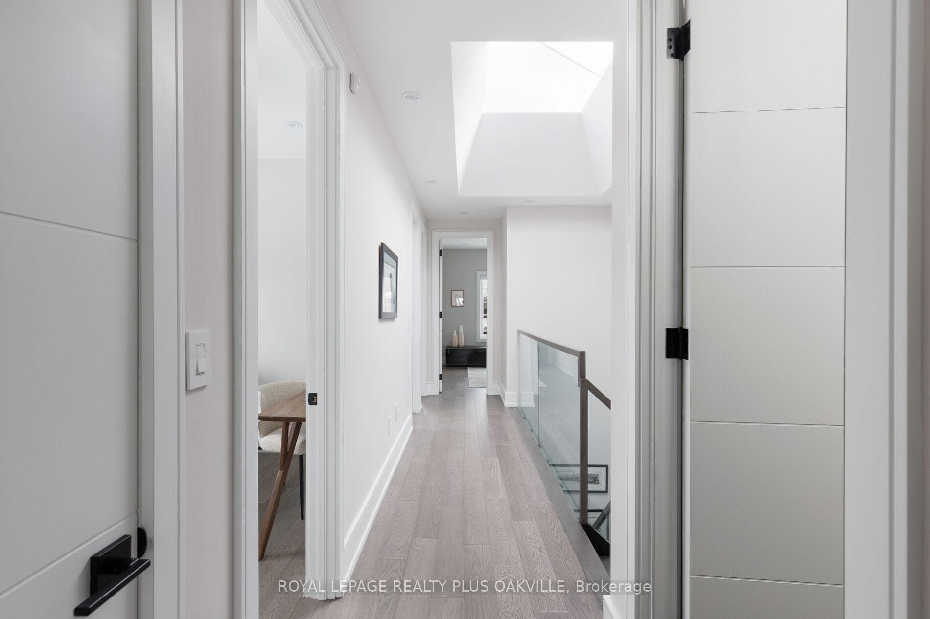367 Manor Road photo 35