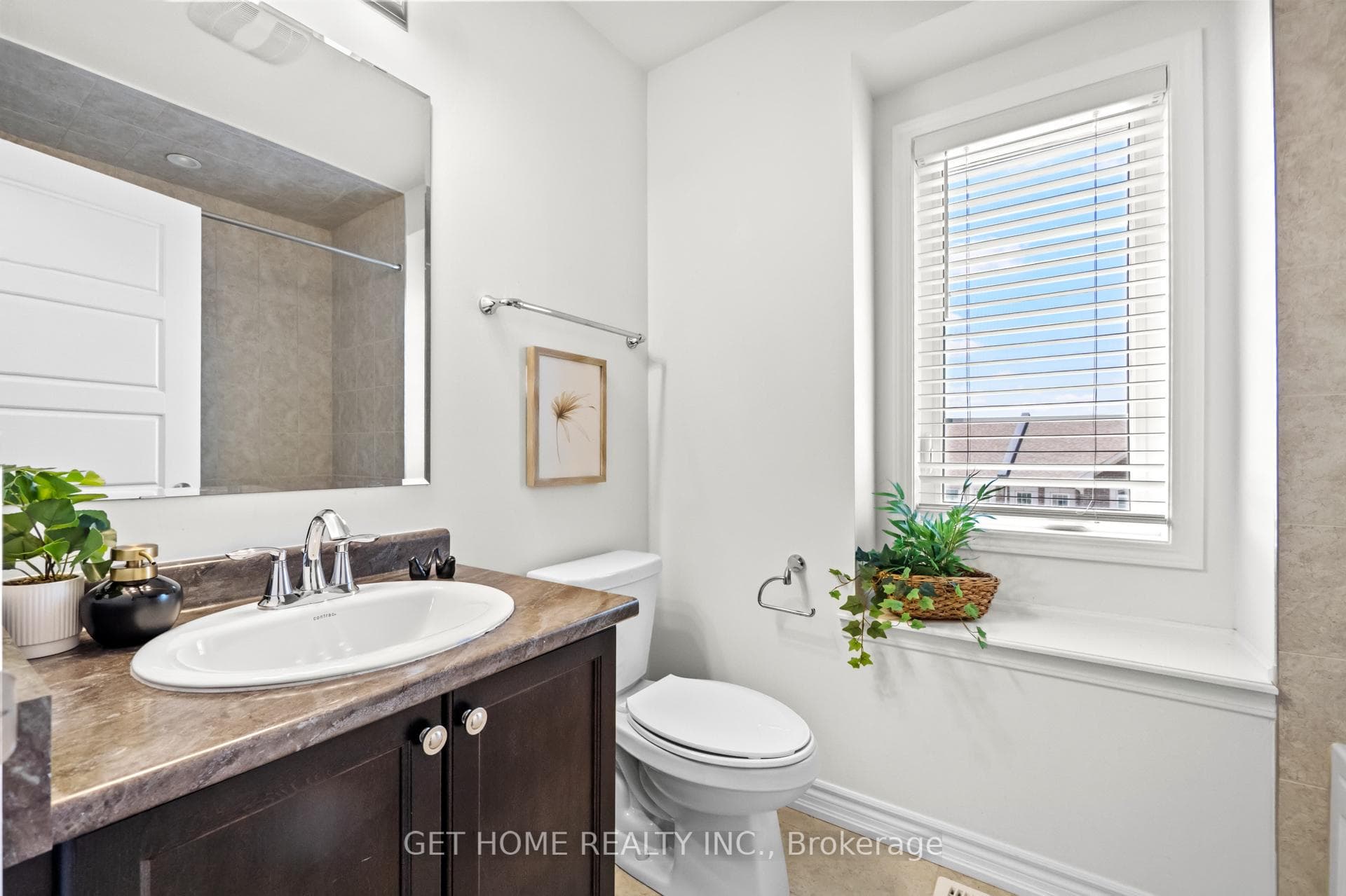 3489 Vernon Powell Drive photo 27