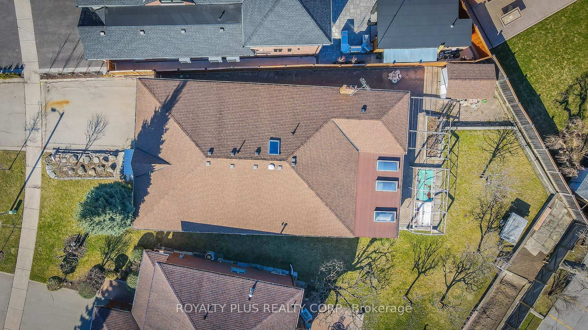 19 Ravine Court photo 3
