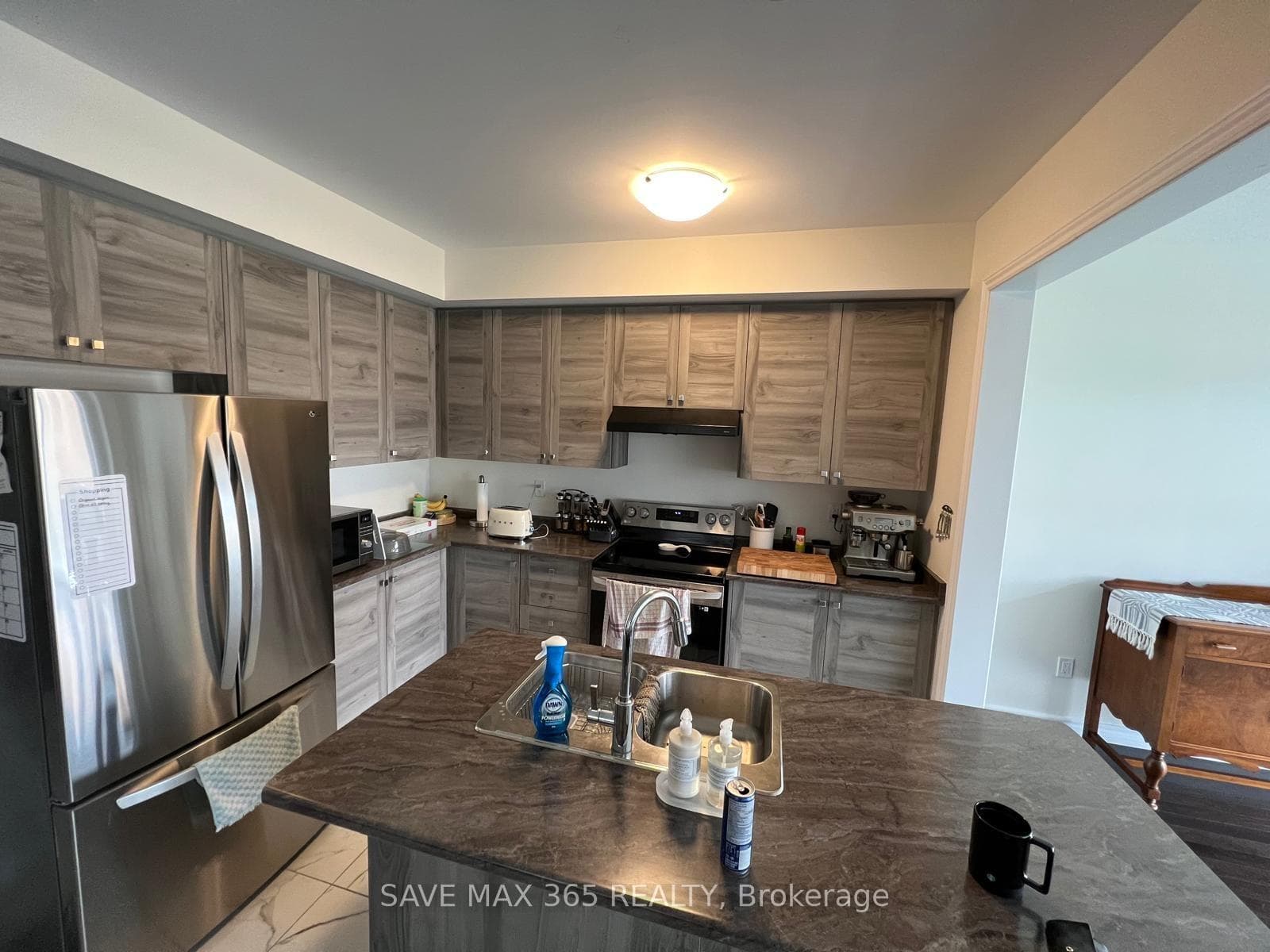275 Gillespie Drive photo 10