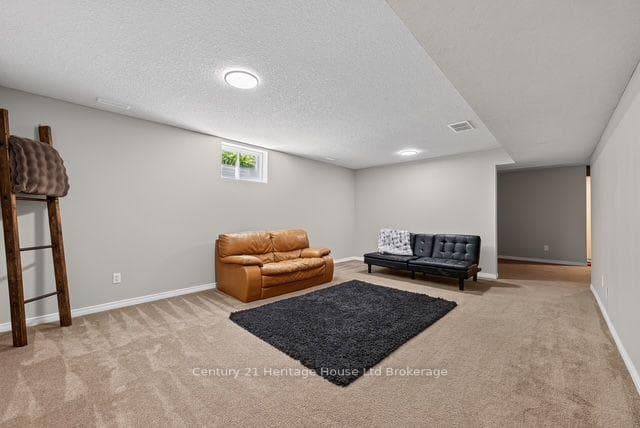 119 Southview Court photo 19