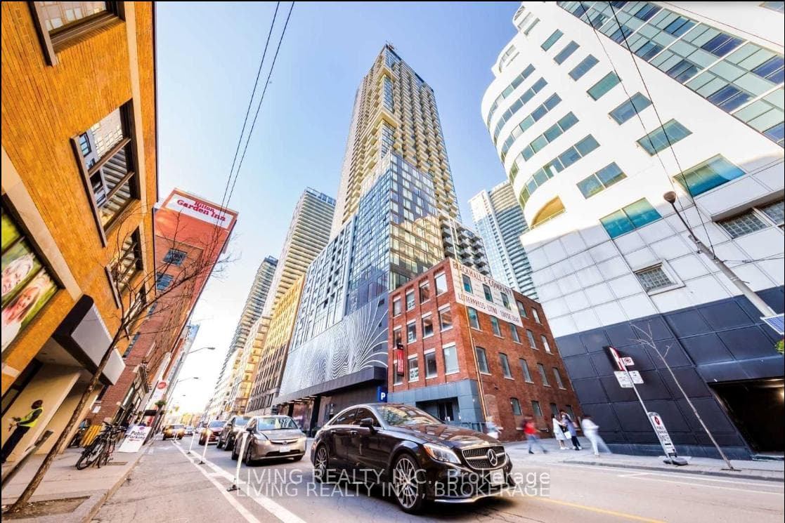 87 Peter Street Unit Ph206 photo 1