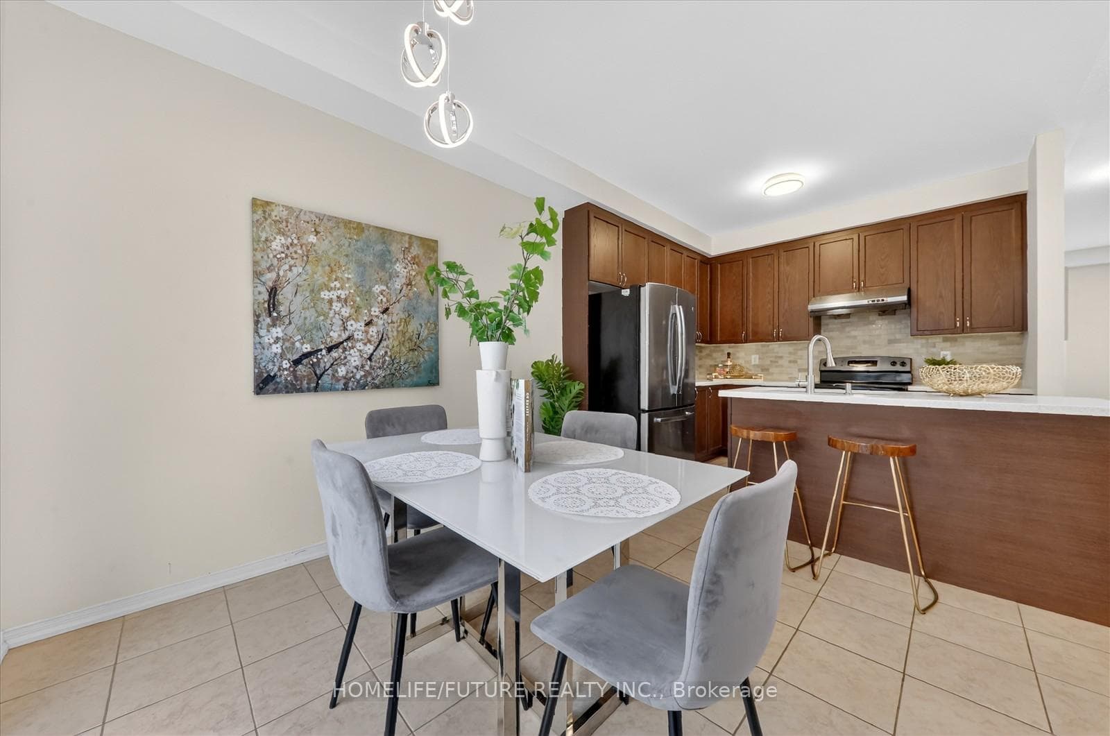 84 Quarrie Lane photo 14