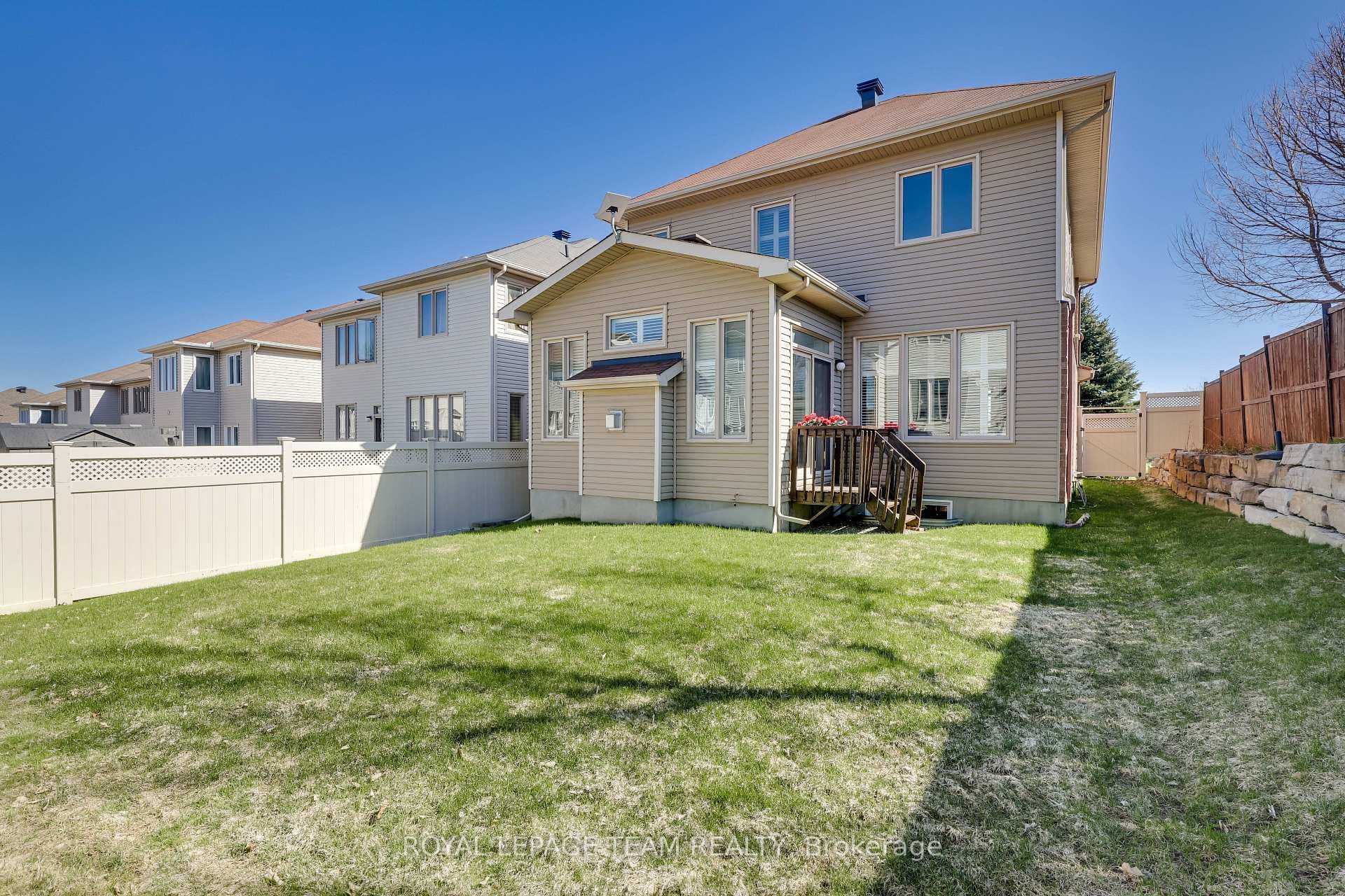 600 Miro Way photo 38