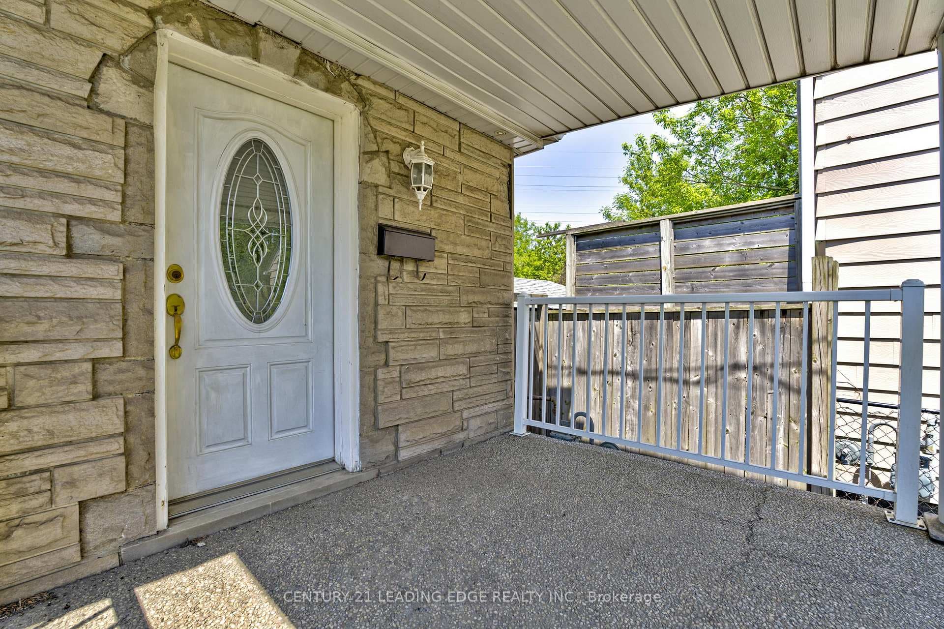 793 Tate Avenue photo 4