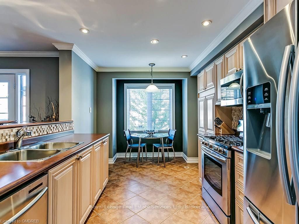 3052 Drumloch Avenue photo 7