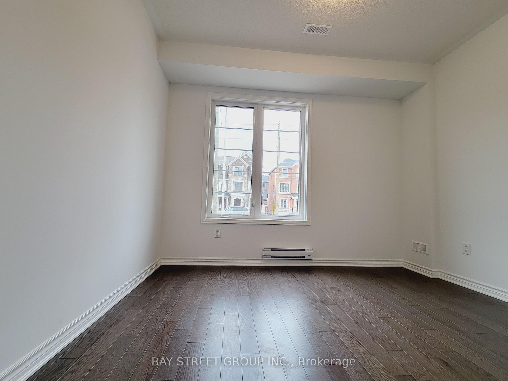 1375 William Halton Parkway photo 5