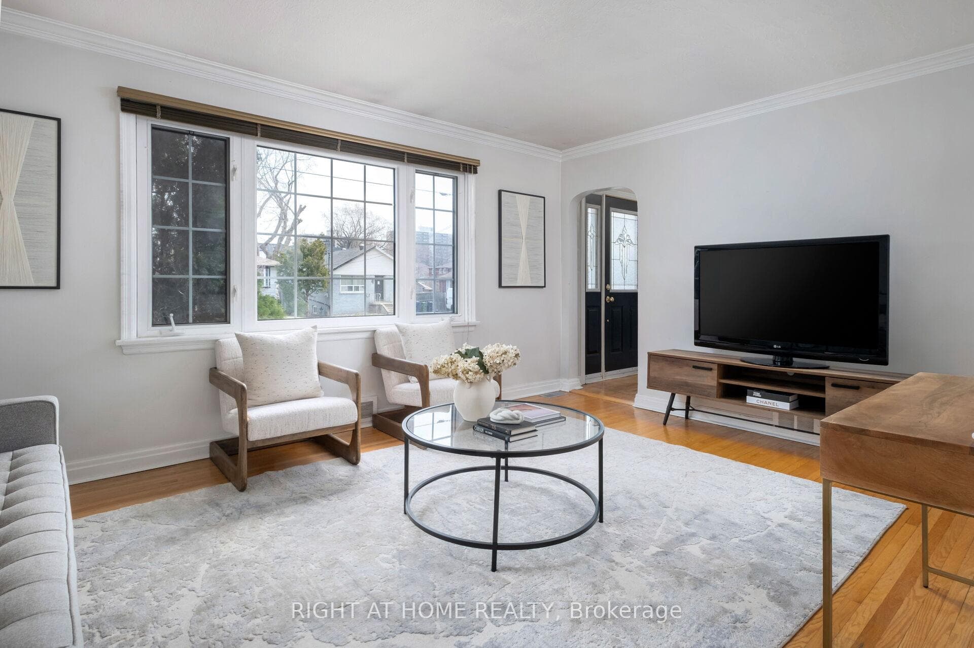 88 Sandown Avenue photo 5