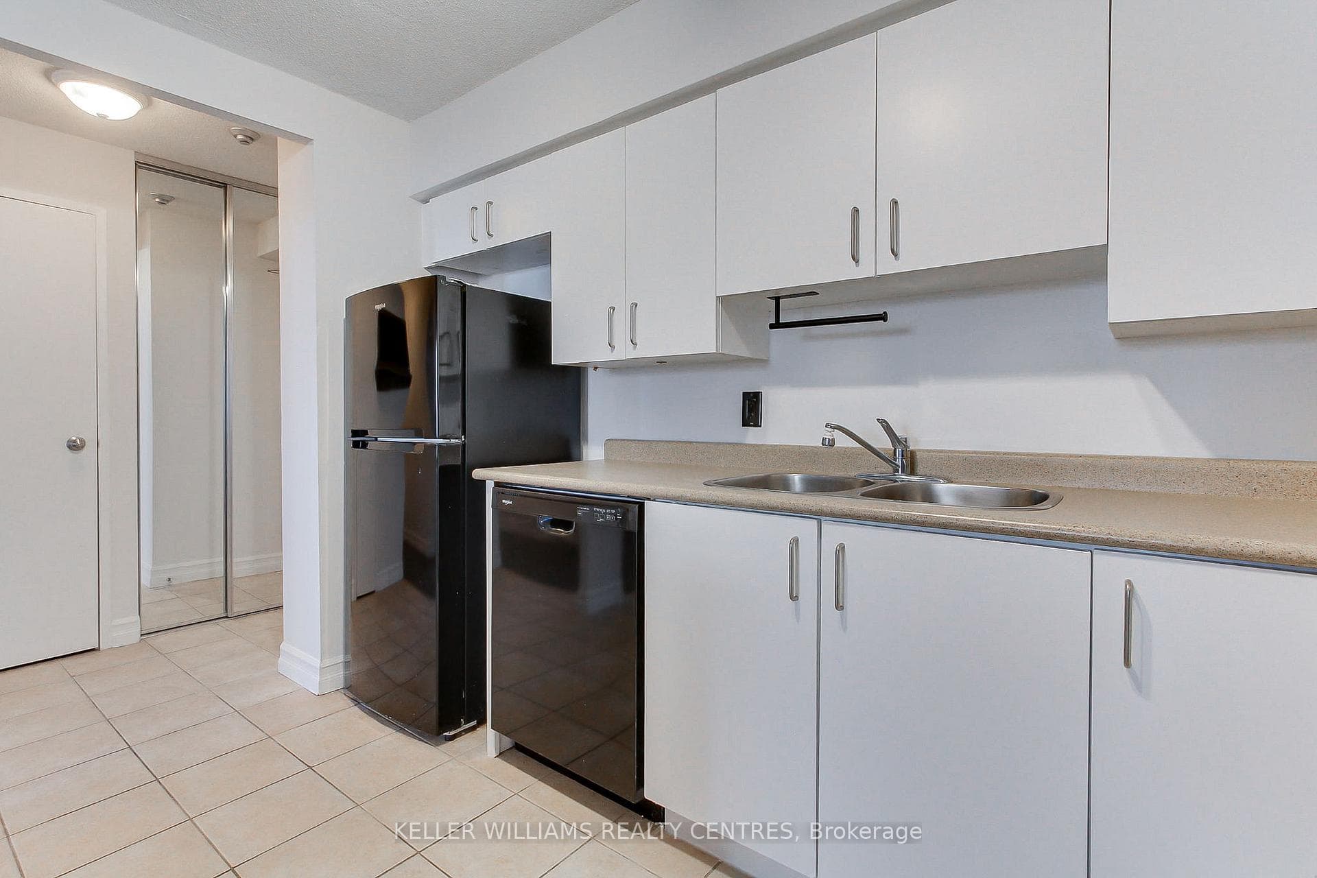 260 Davis Drive Unit 408 photo 12