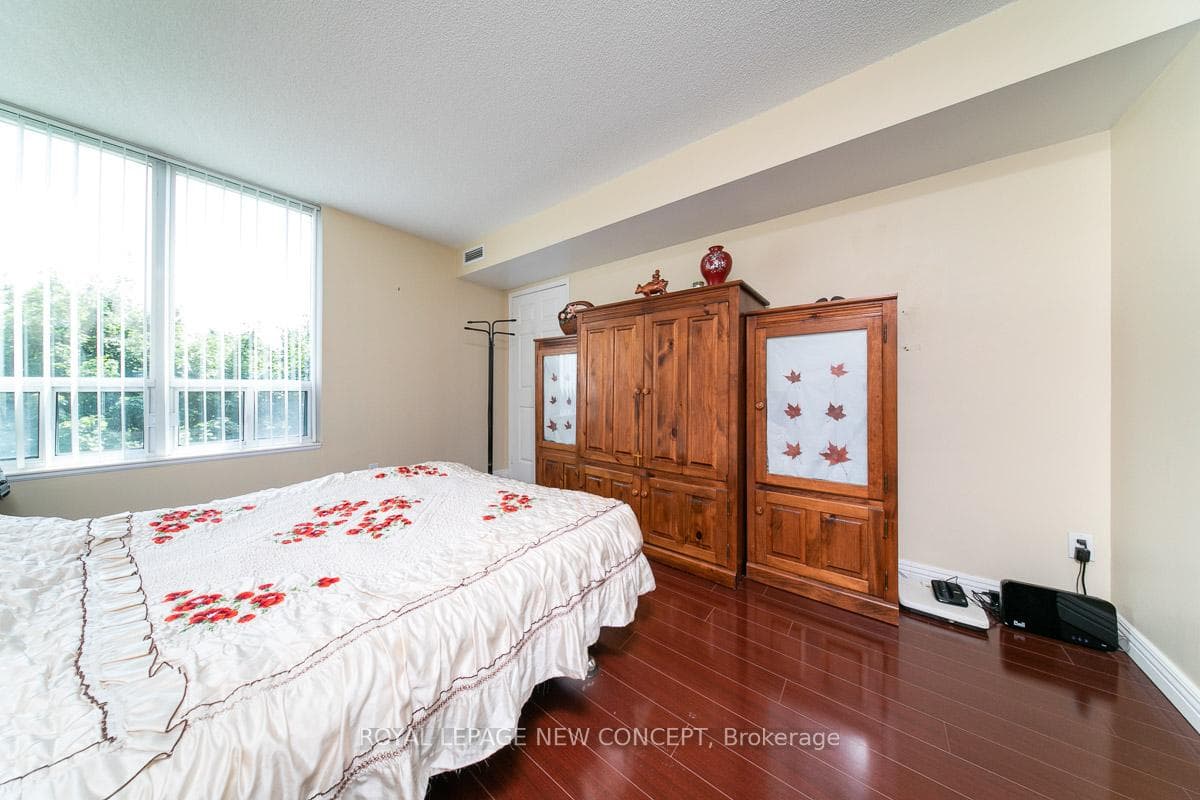 5 Emerald Lane Unit 311 photo 15