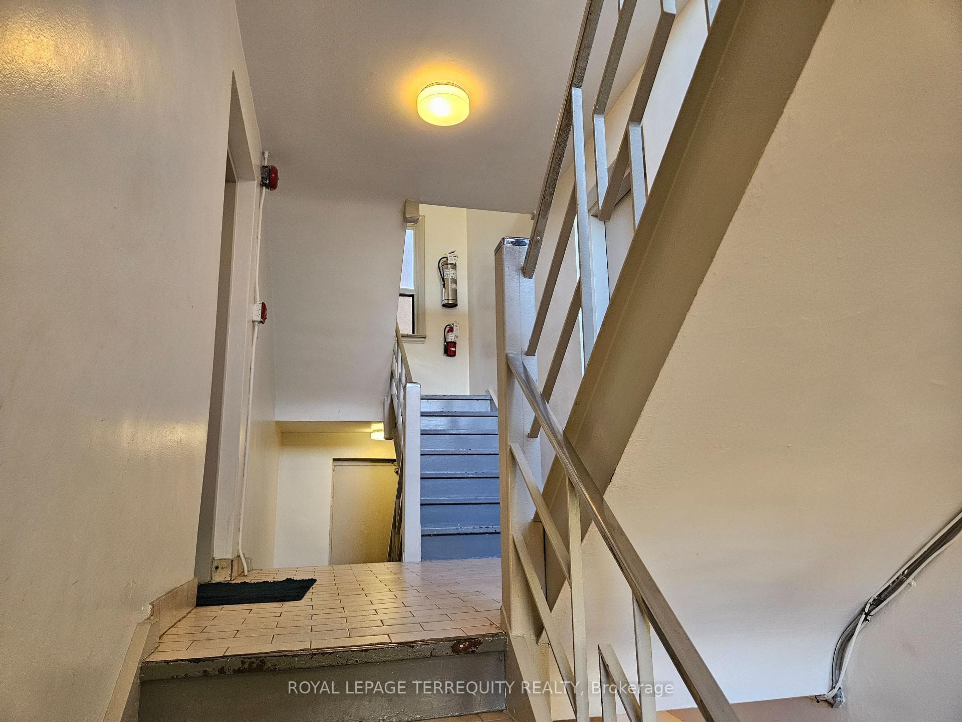 450 Arlington Avenue Unit 6 photo 36