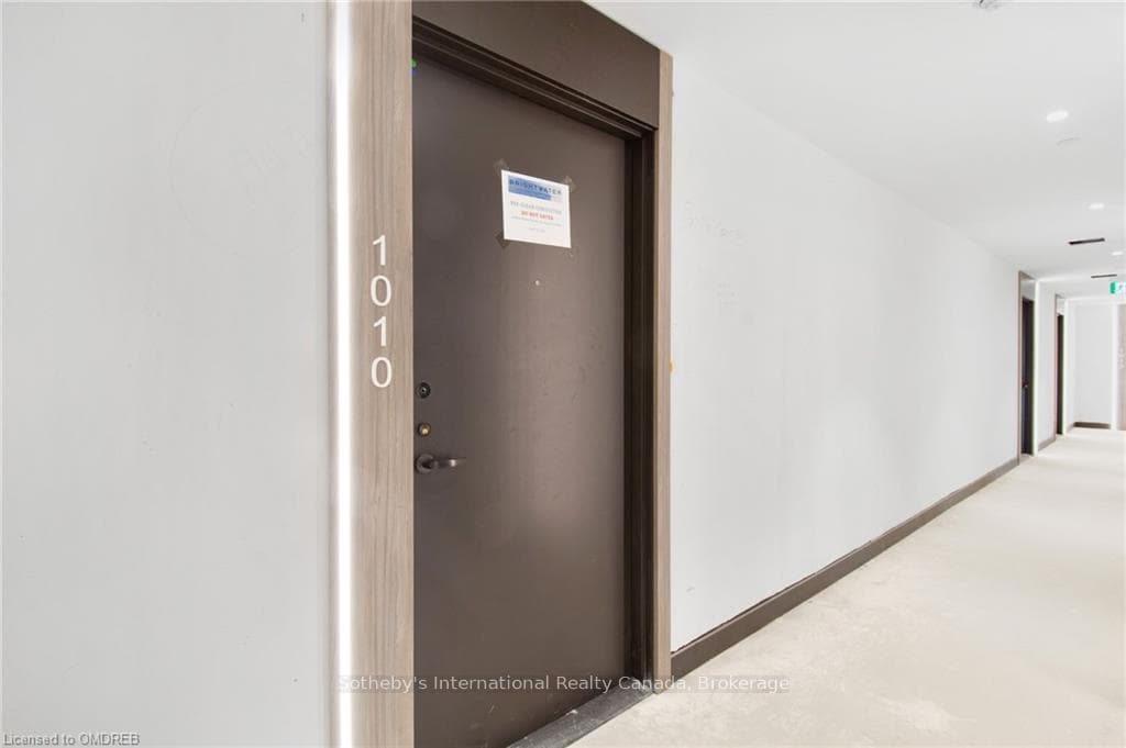 220 MISSINNIHE Way Unit 1010 photo 5