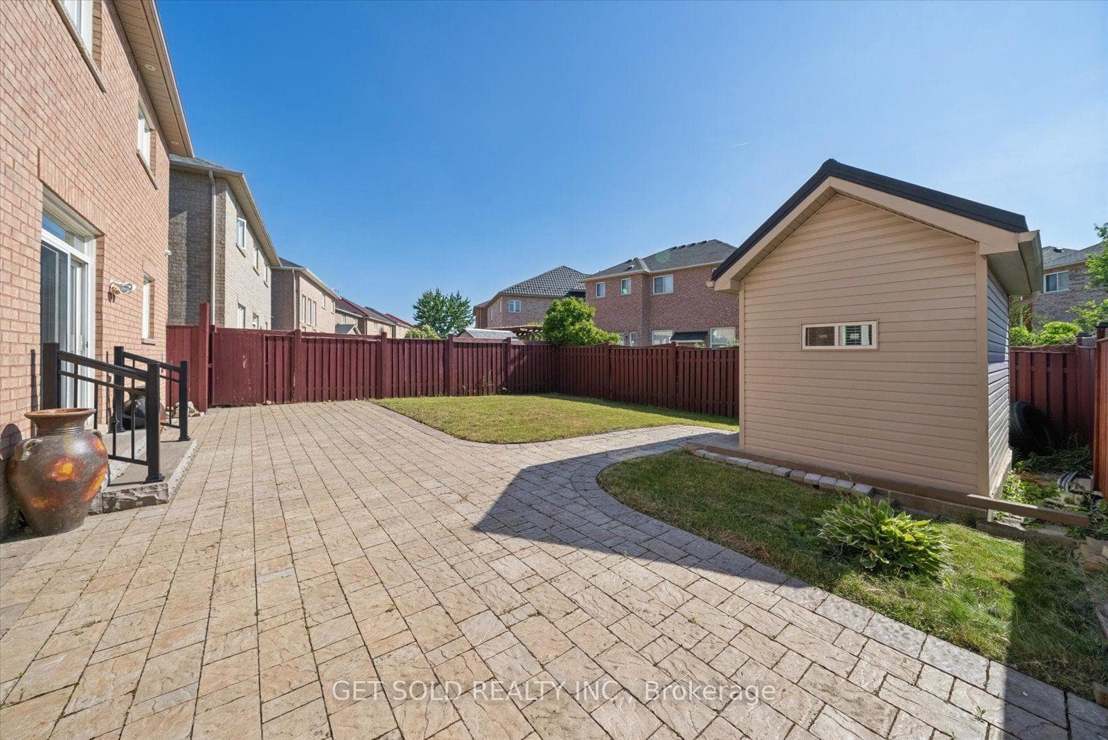 135 Earlsbridge Boulevard photo 47