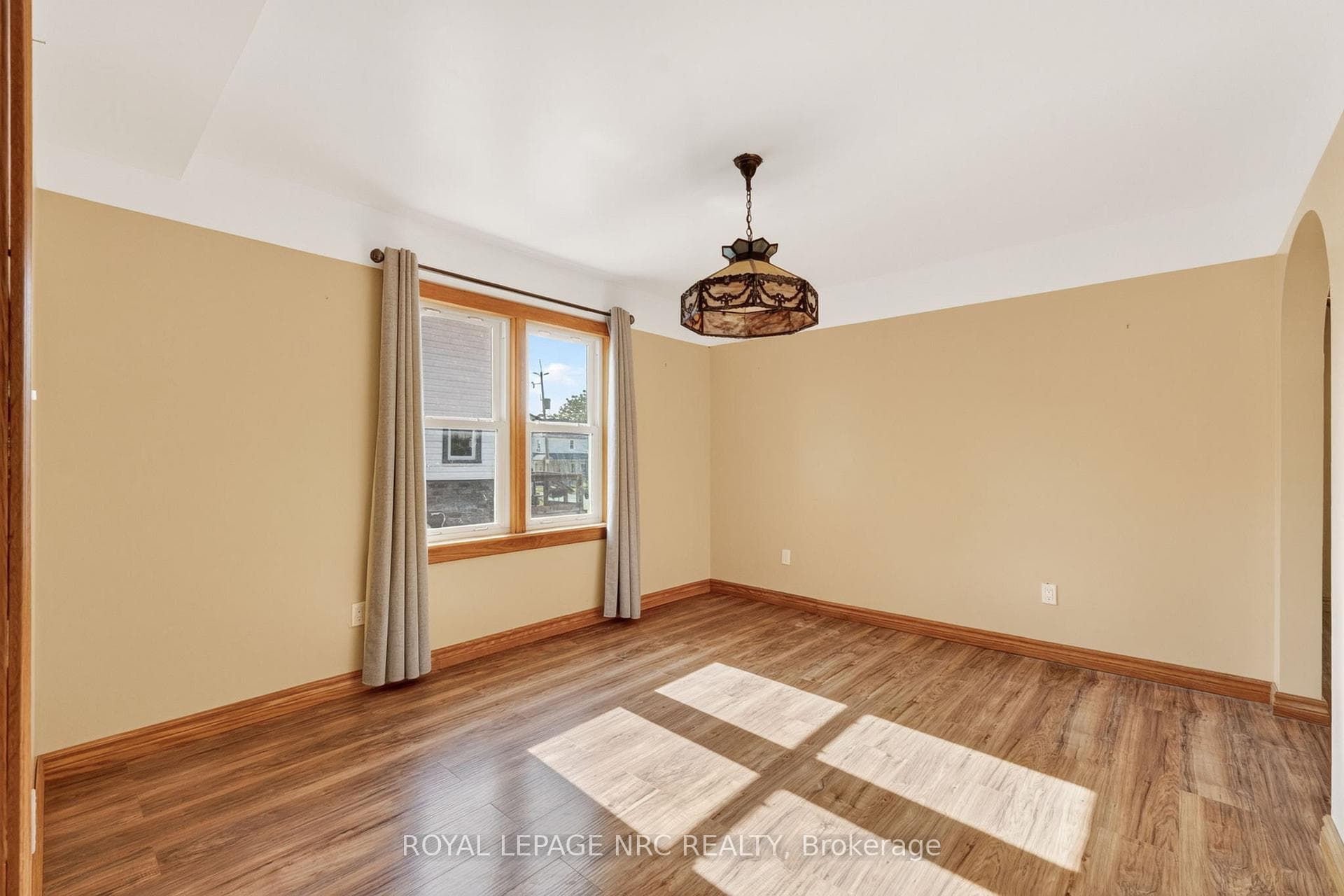239 Phipps Street photo 14
