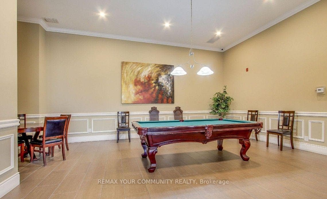 10211 Keele Street Unit 211 photo 23