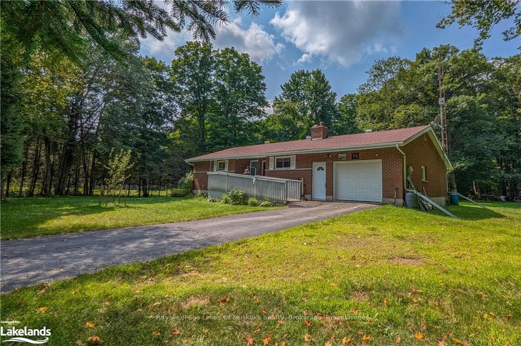 76 BRIDGEDALE Road photo 1