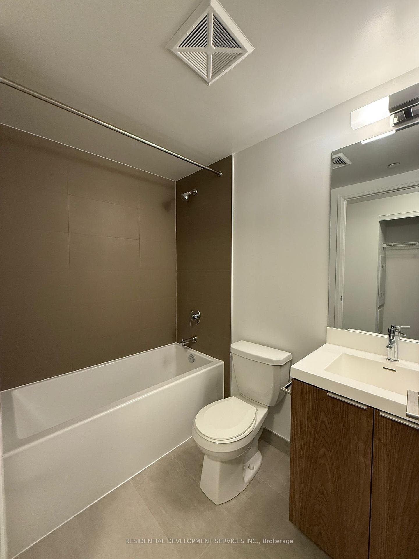 28 Widmer Street Unit 2827 photo 6
