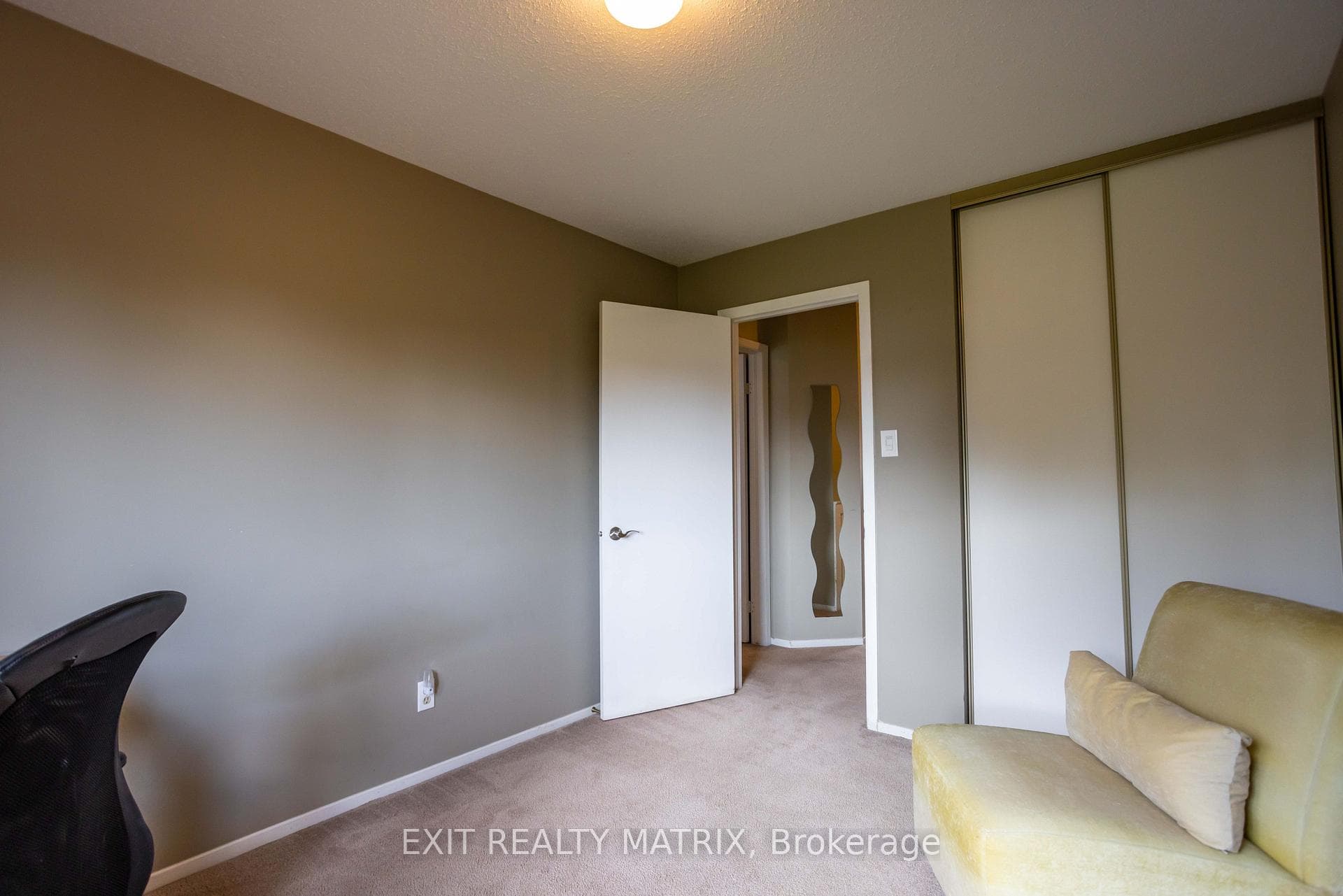 1521 Briarfield Crescent photo 25