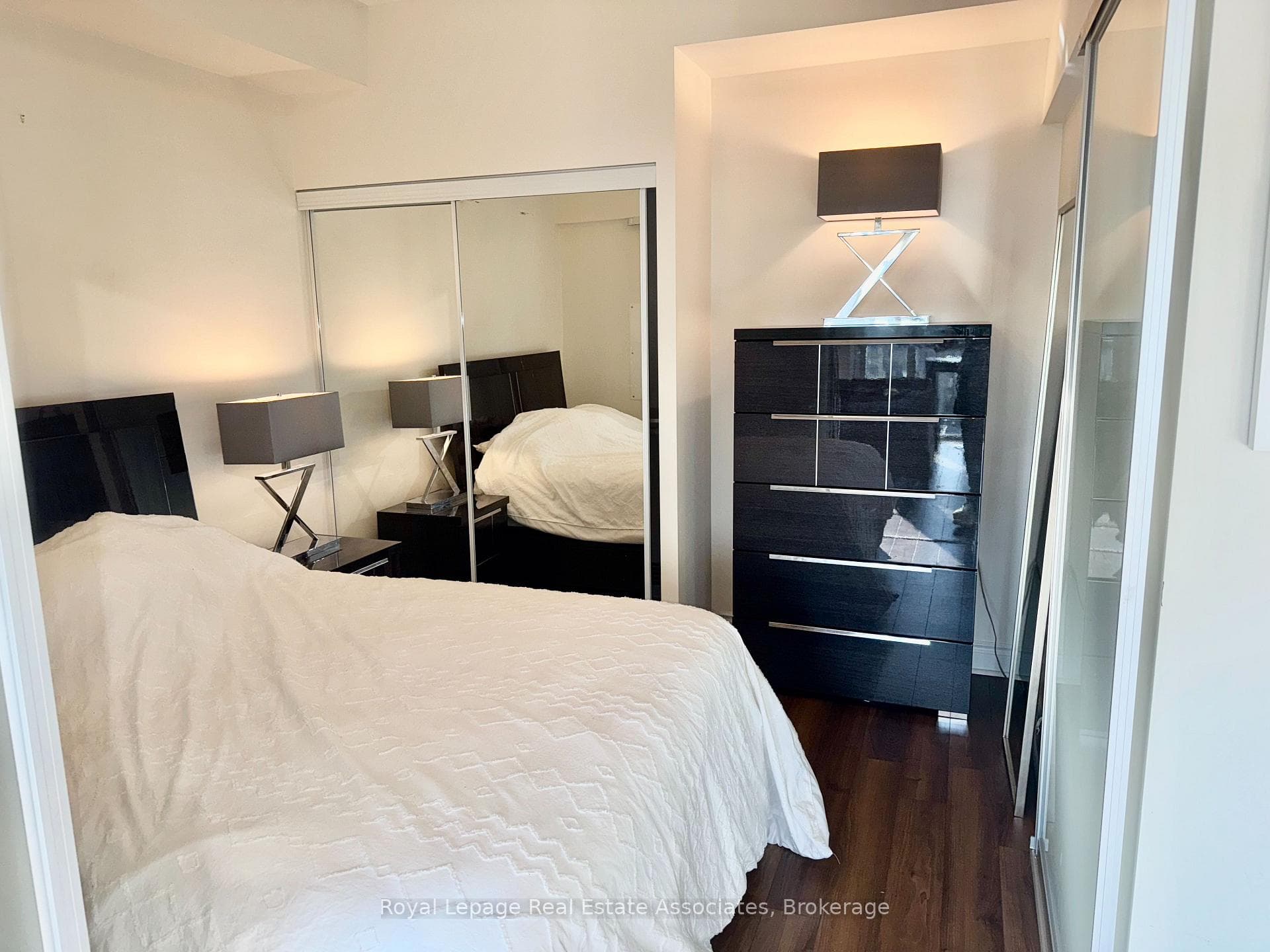 28 Ted Rogers Way Unit 3308 photo 19
