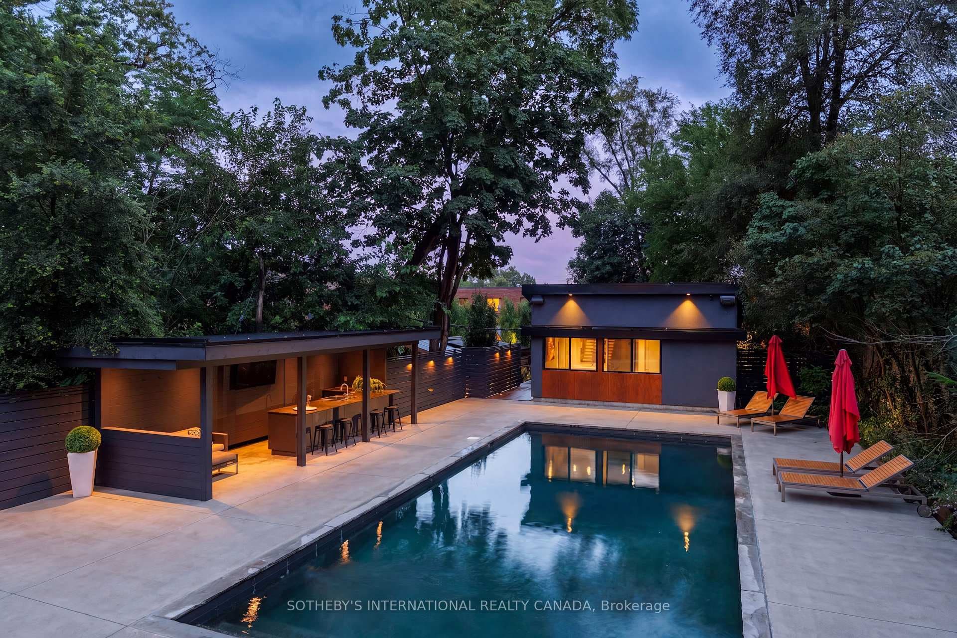 5 Hartfield Road photo 48