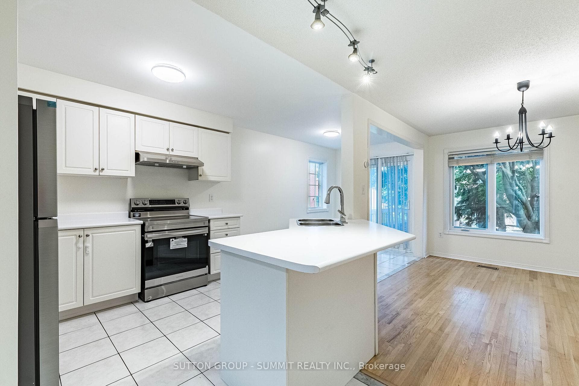 1591 South Parade Court Unit 63 photo 12