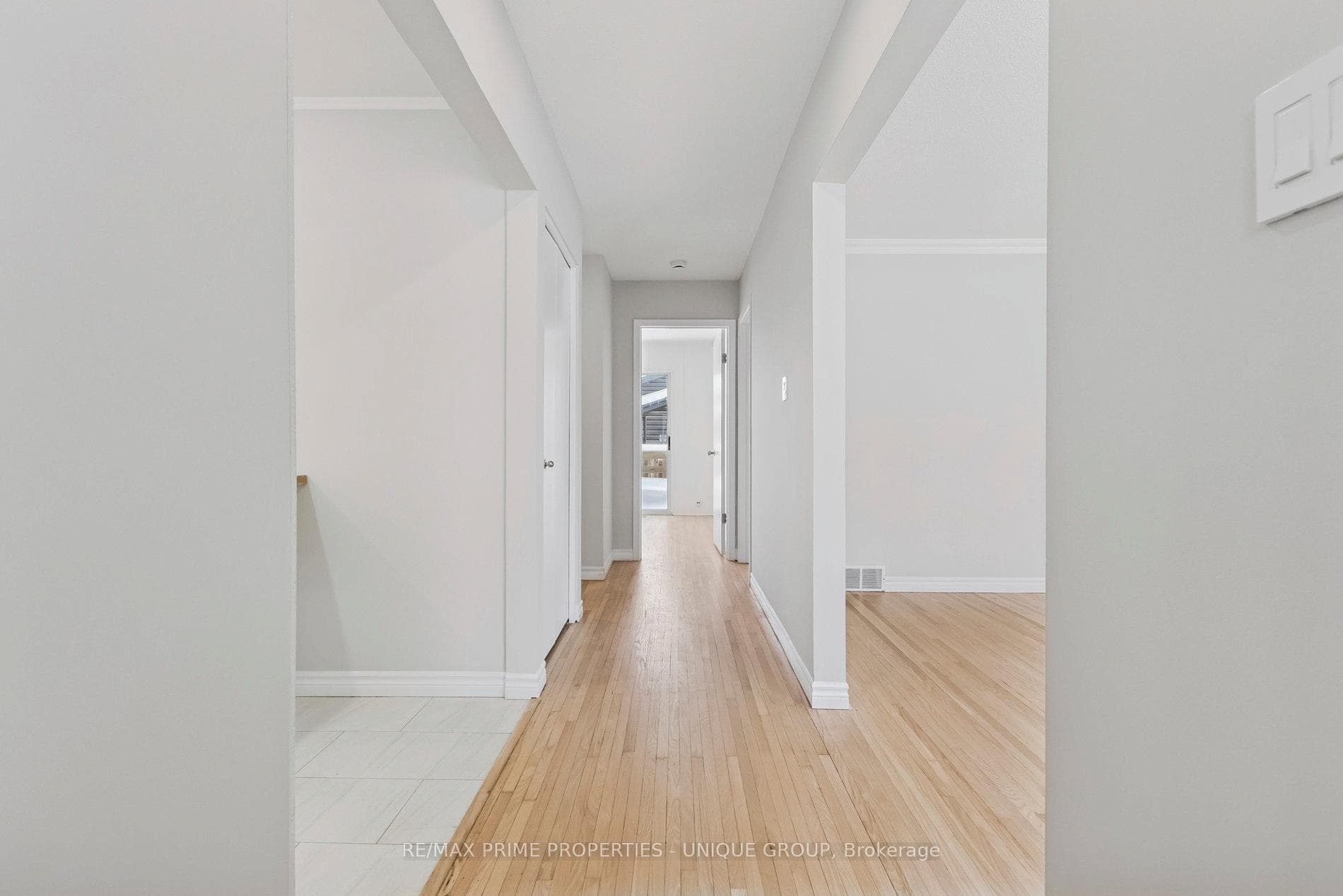 520 Teakwood Drive photo 4