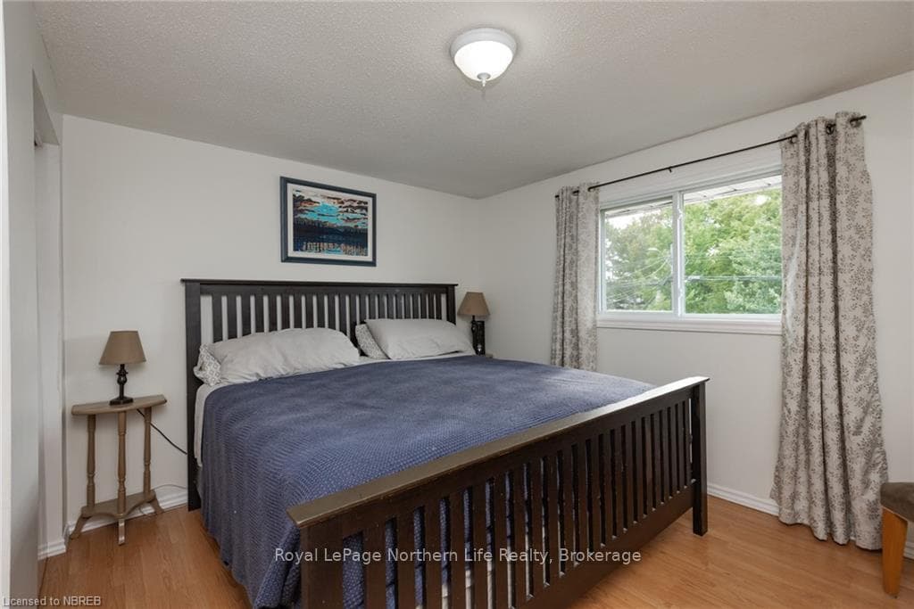 312 MOUNTAINVIEW Drive photo 20