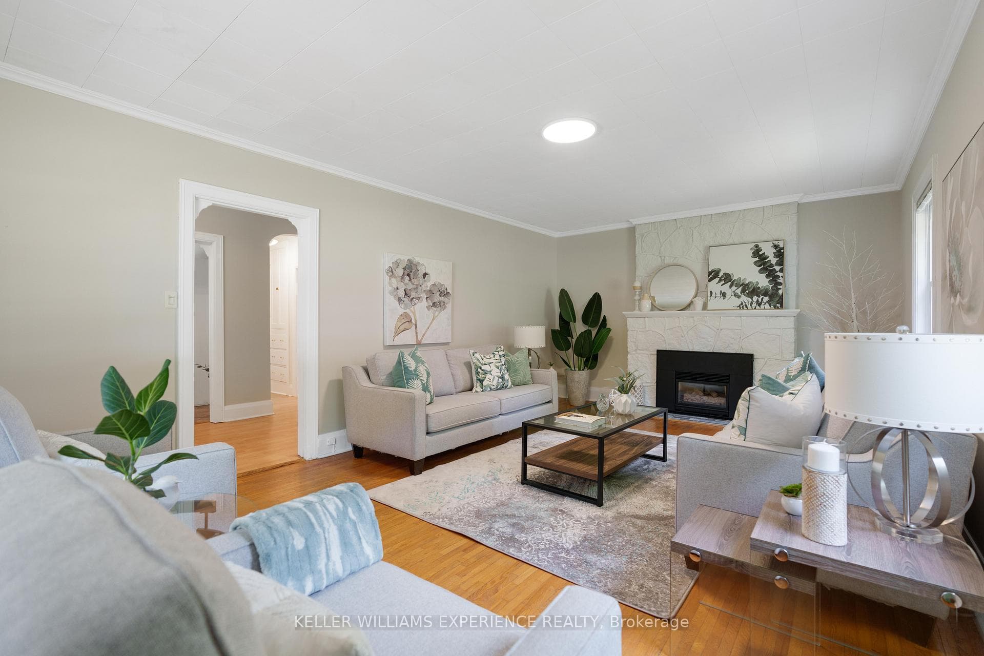 11 NAPIER Street photo 7