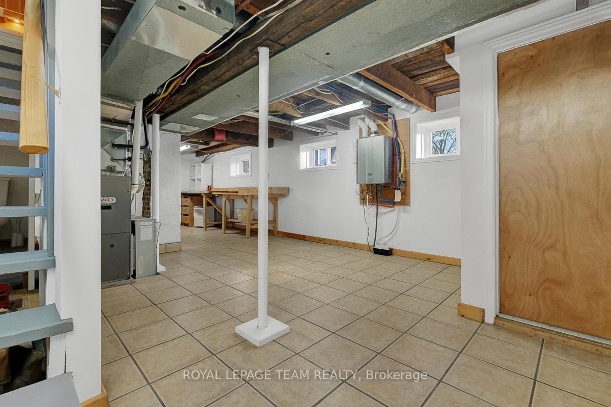 1826 Scott Street photo 29