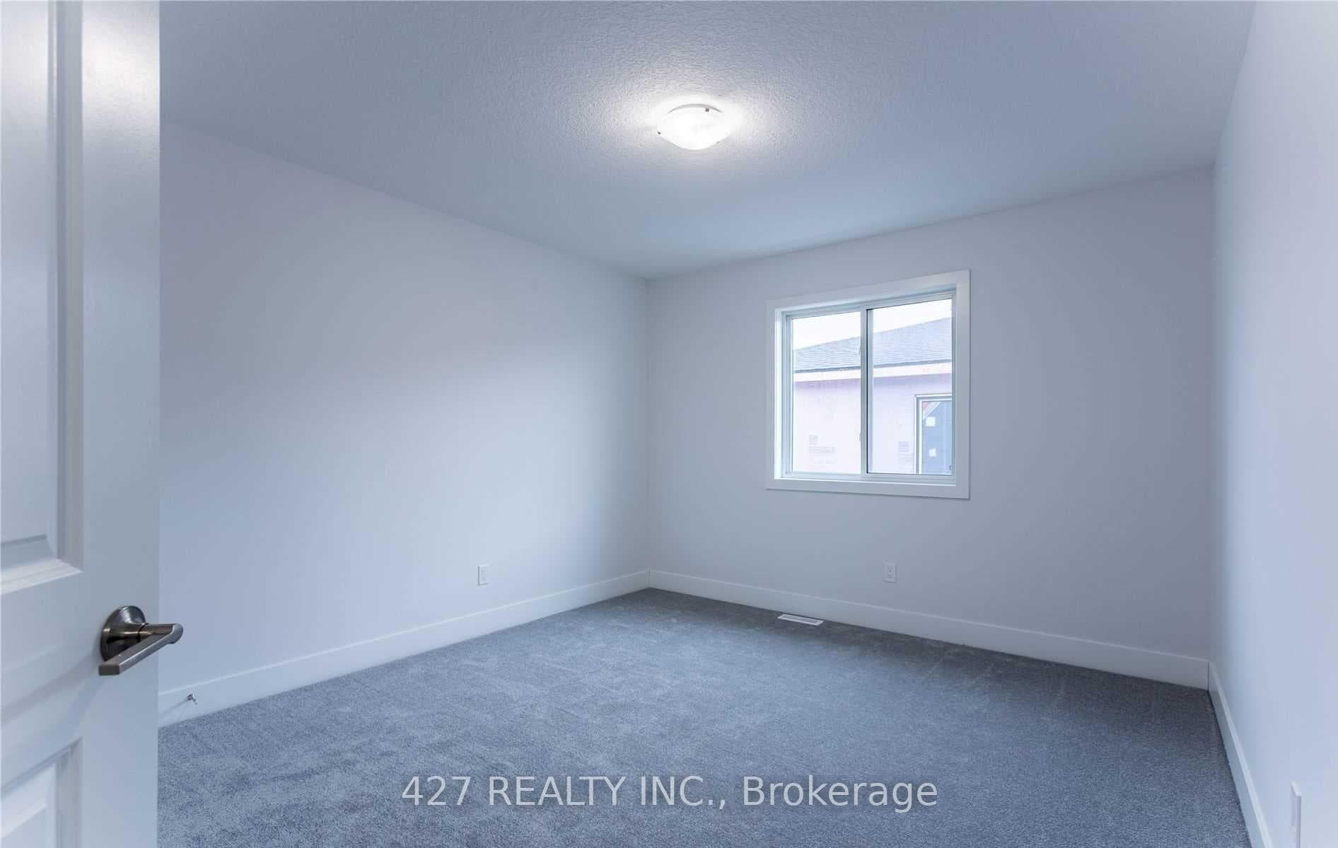 84 Knott Drive photo 12