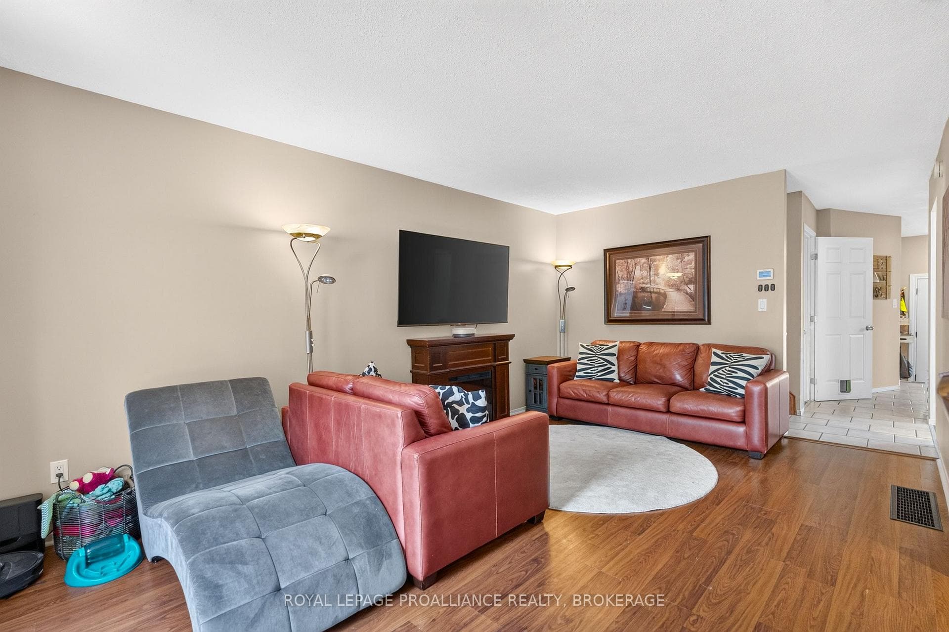 24 Balmoral Court photo 11