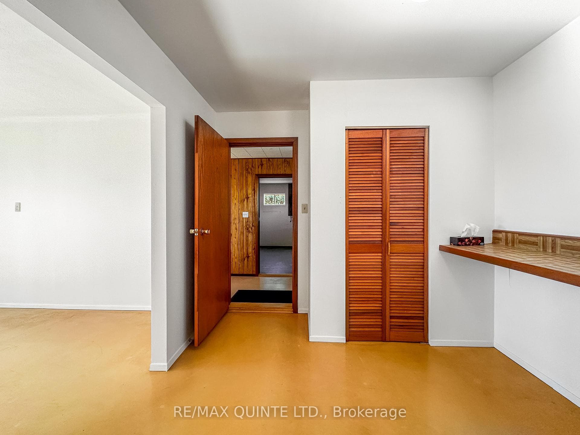 8 Shenendoah Road photo 32