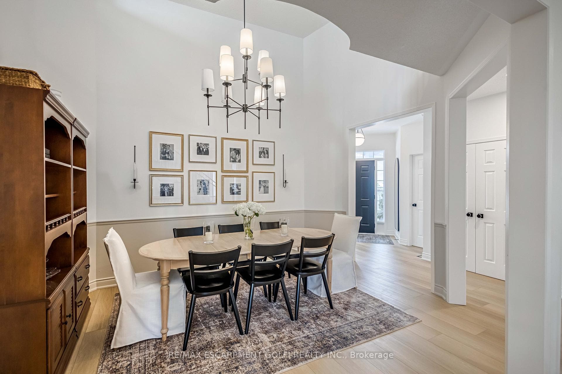 10 Anderson Court photo 8