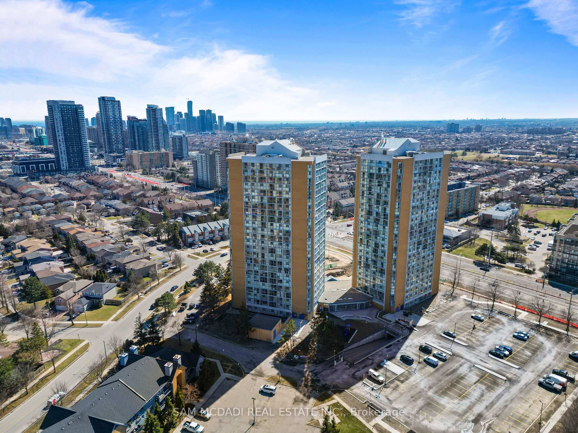 35 Trailwood Drive Unit 1111 photo 1