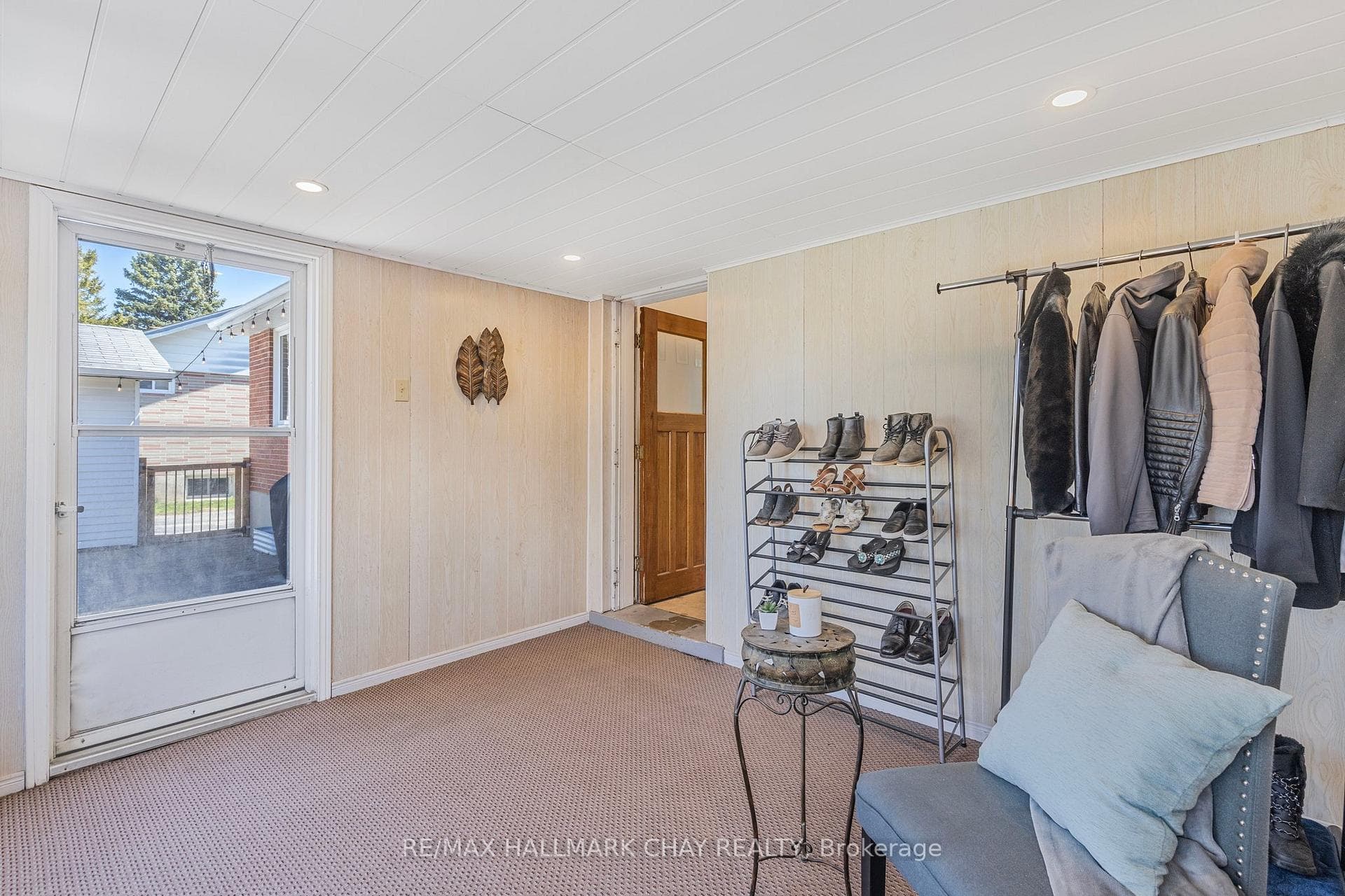 254 Wellington Street photo 24