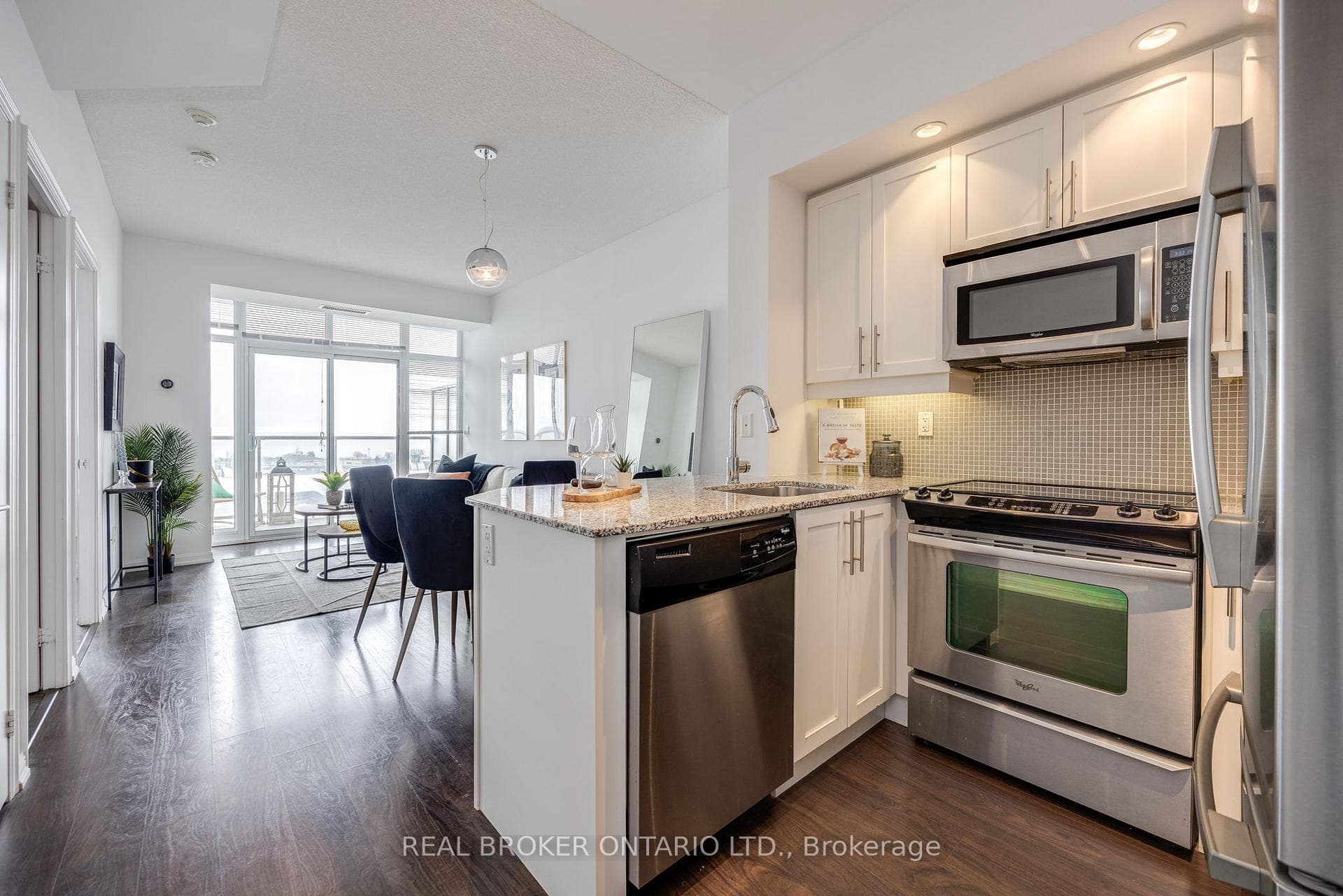 65 East Liberty Street Unit 1503 photo 4
