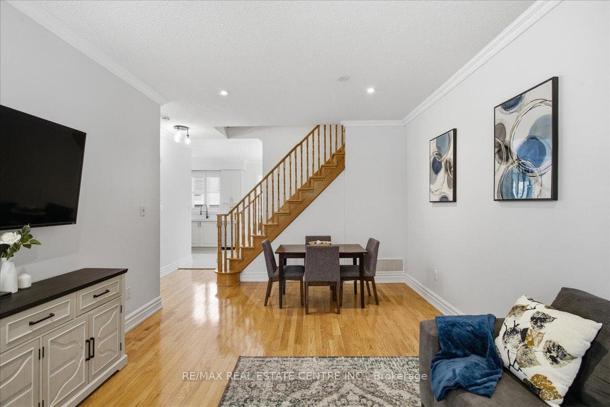 83 Limeridge Street photo 6