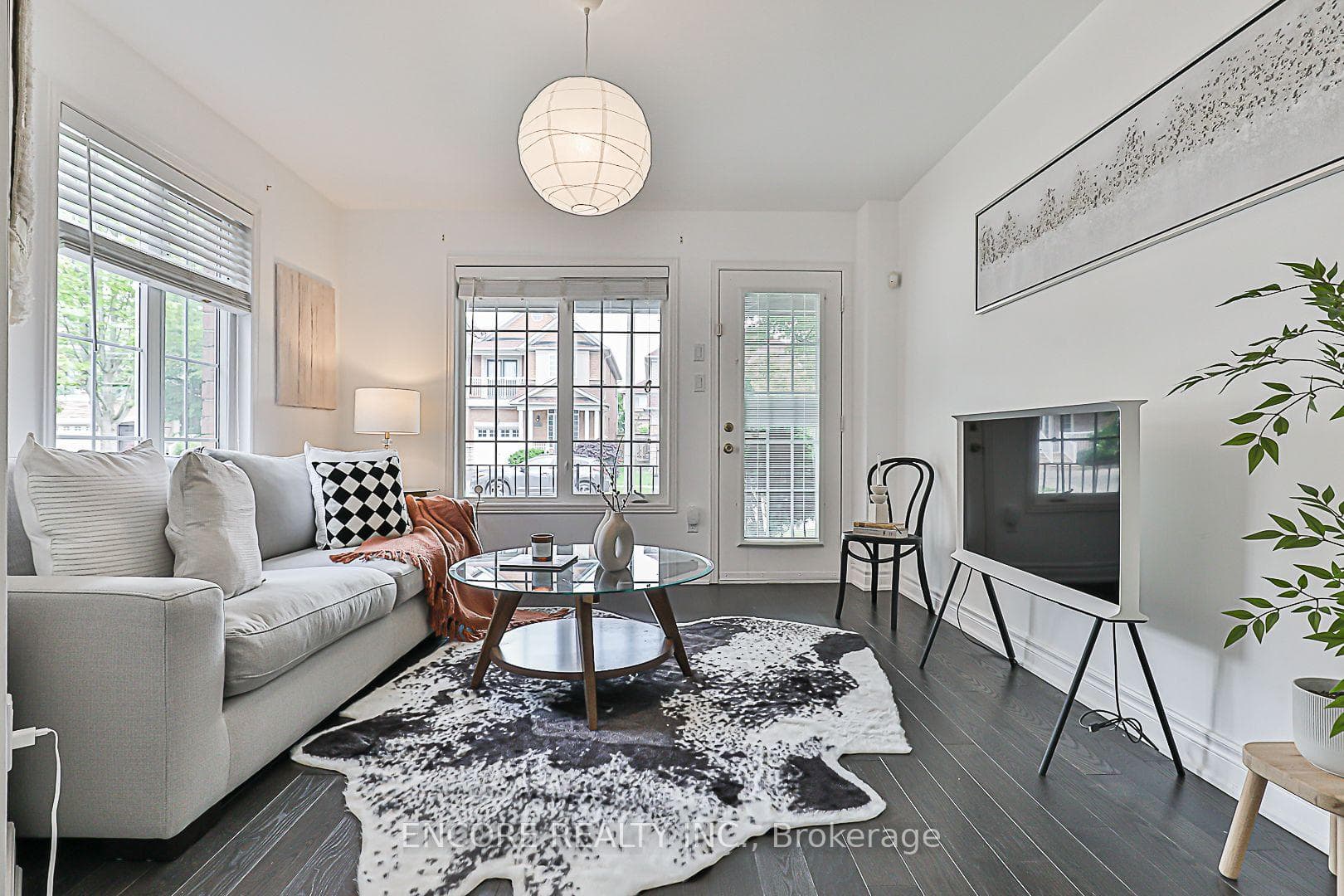 81 Warren Bradley Street photo 1