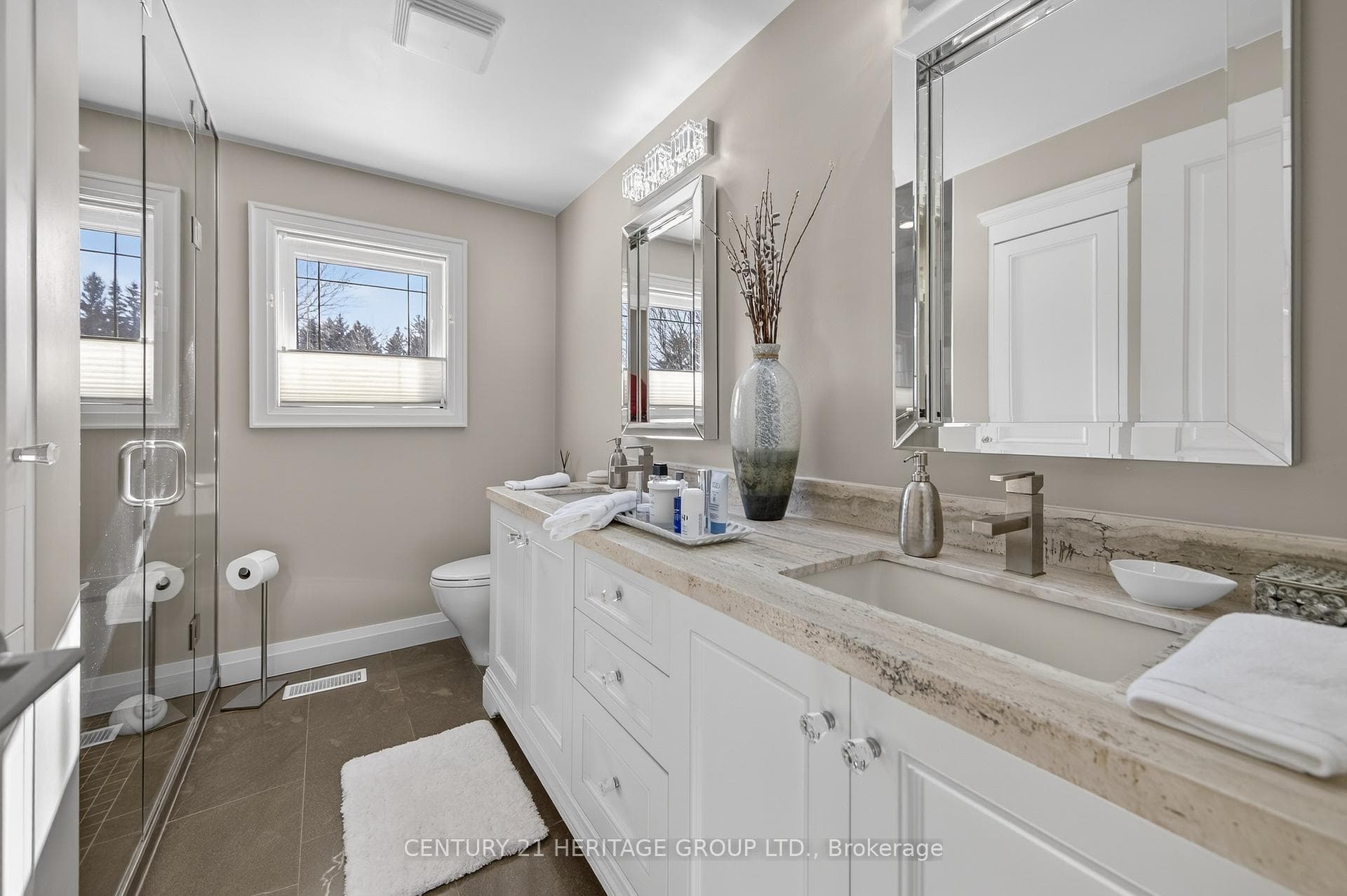 4371 11th Line photo 23
