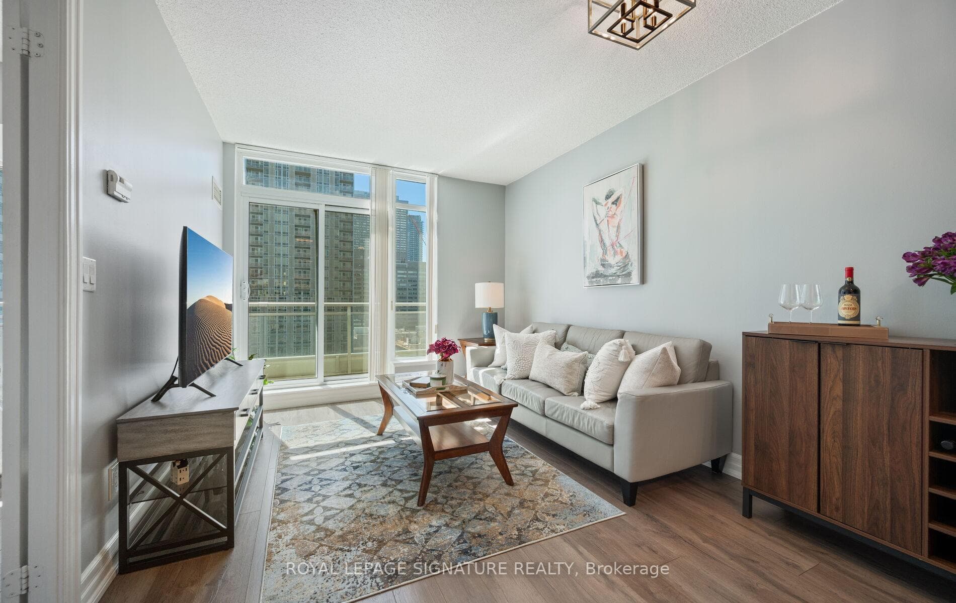 8 Scollard Street Unit 1405 photo 10