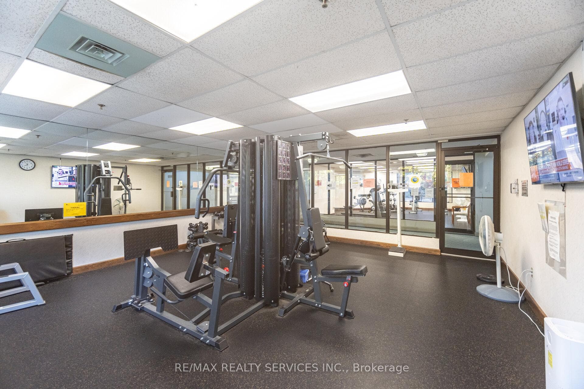 22 Hanover Road Unit 1502 photo 42