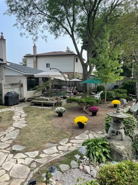 6 Griselda Crescent photo 29