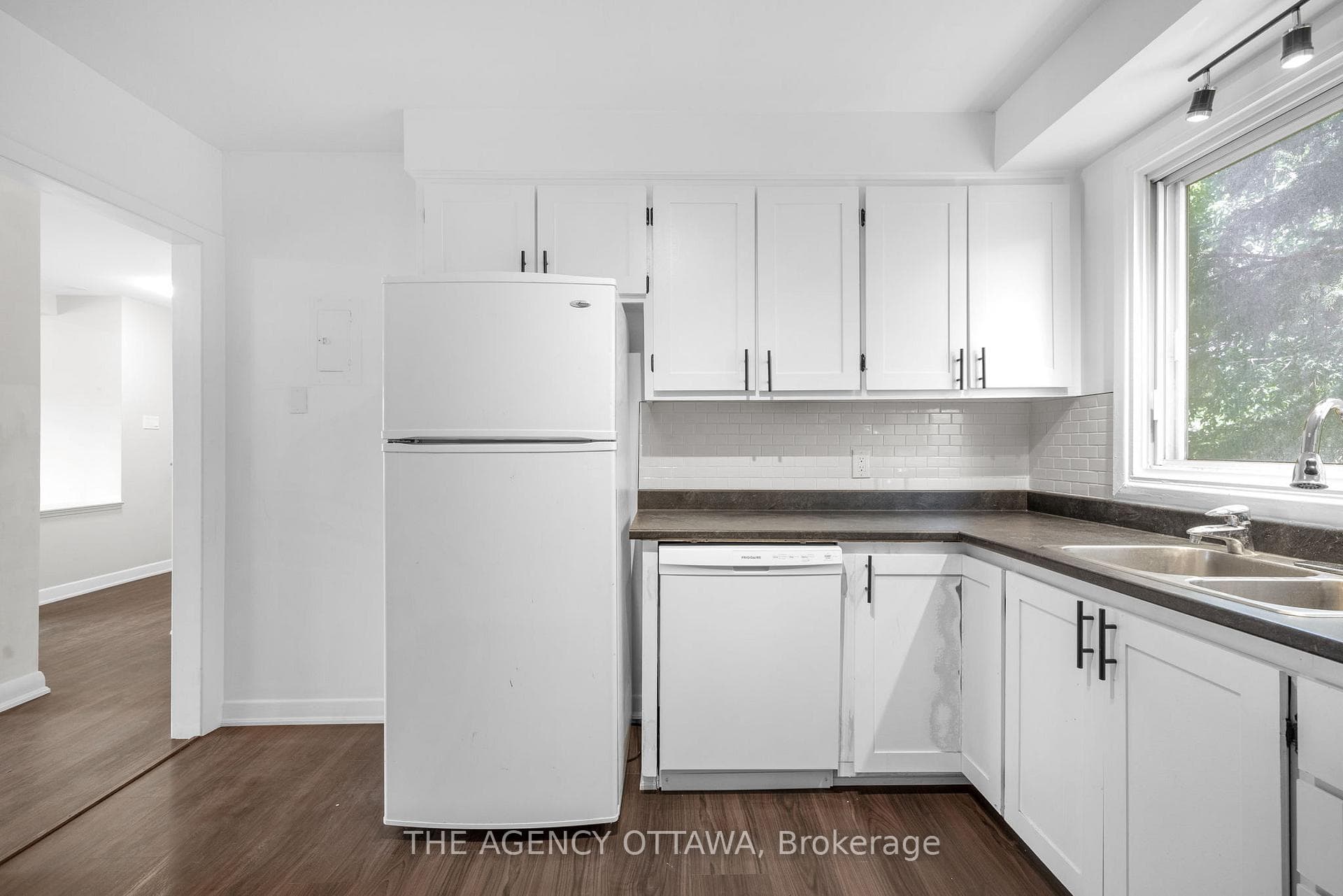 2187 Plesser Street Unit 2 photo 17