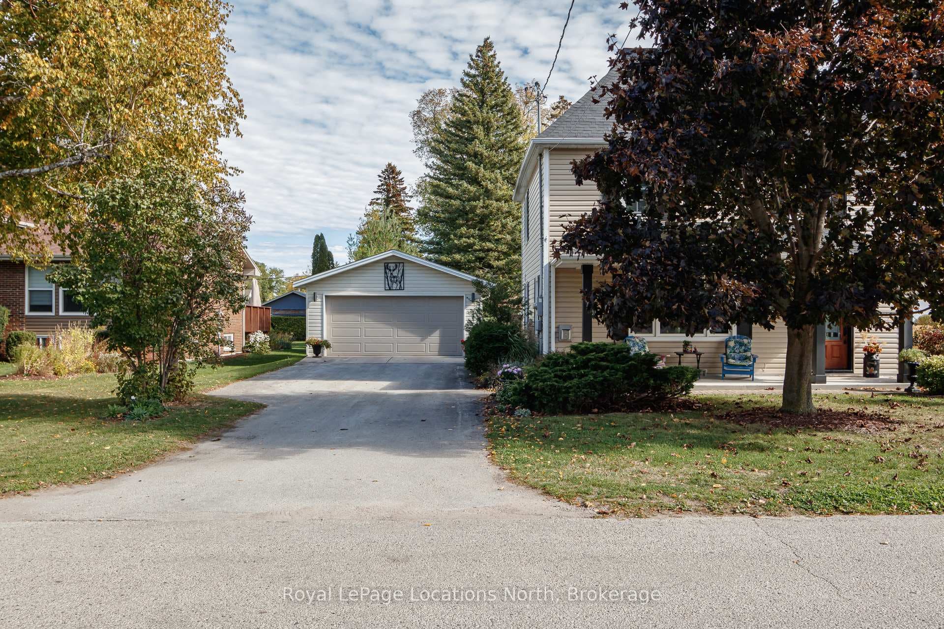 377 Hickory Street photo 3