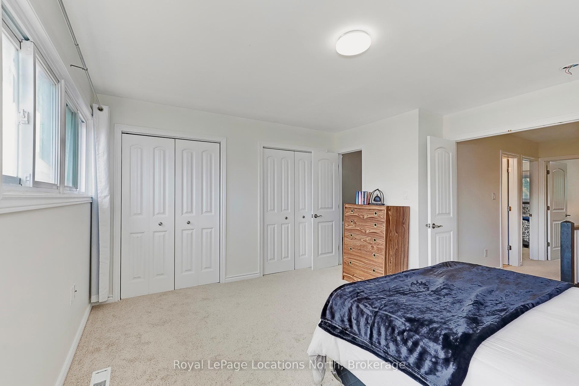585 Tenth Street photo 22